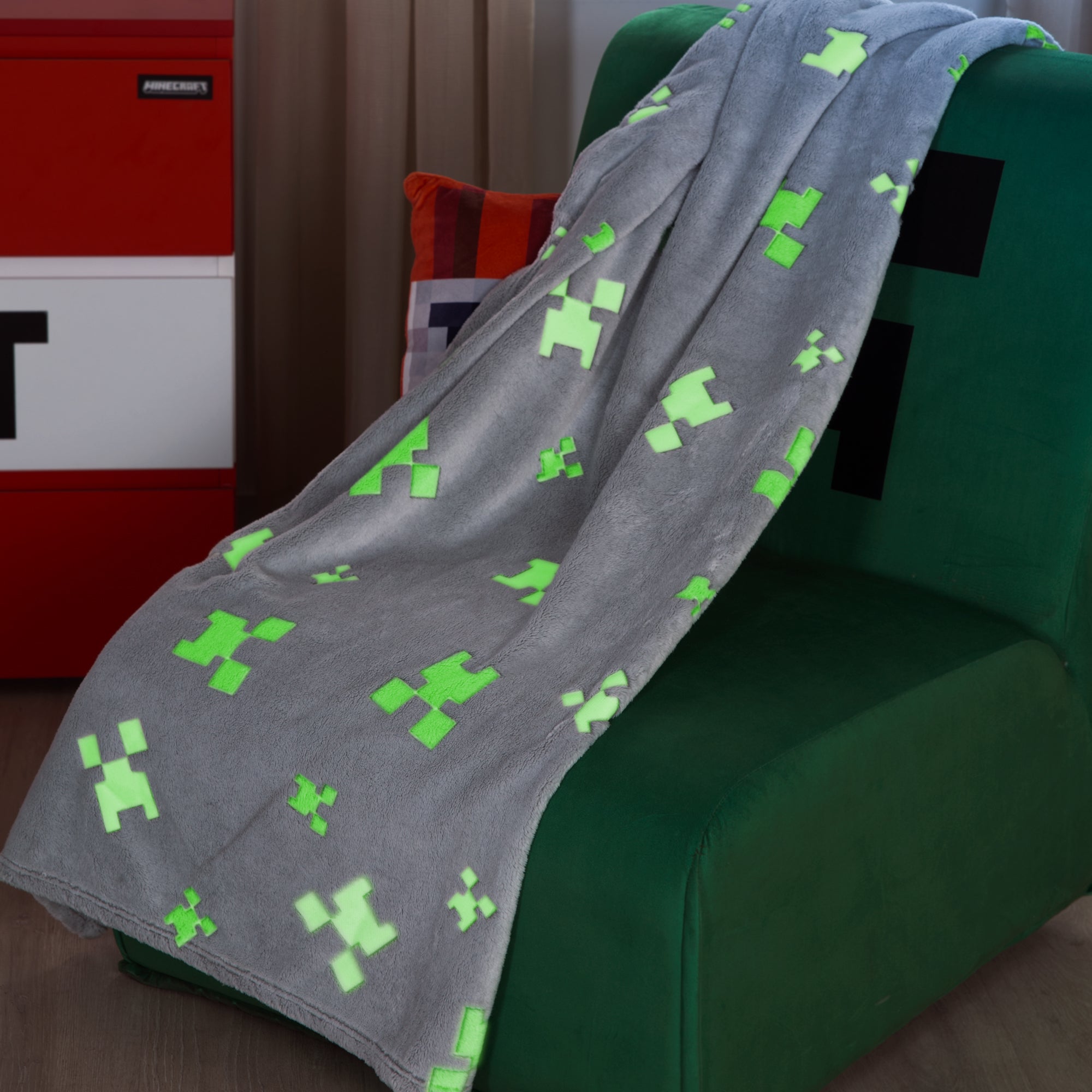 Roba 687140MC KUSCHELDECKE GLOW-IN-THE-DARK, GRAU - Bild 2 Roba 687140MC KUSCHELDECKE GLOW-IN-THE-DARK, GRAU - Produktbild 2