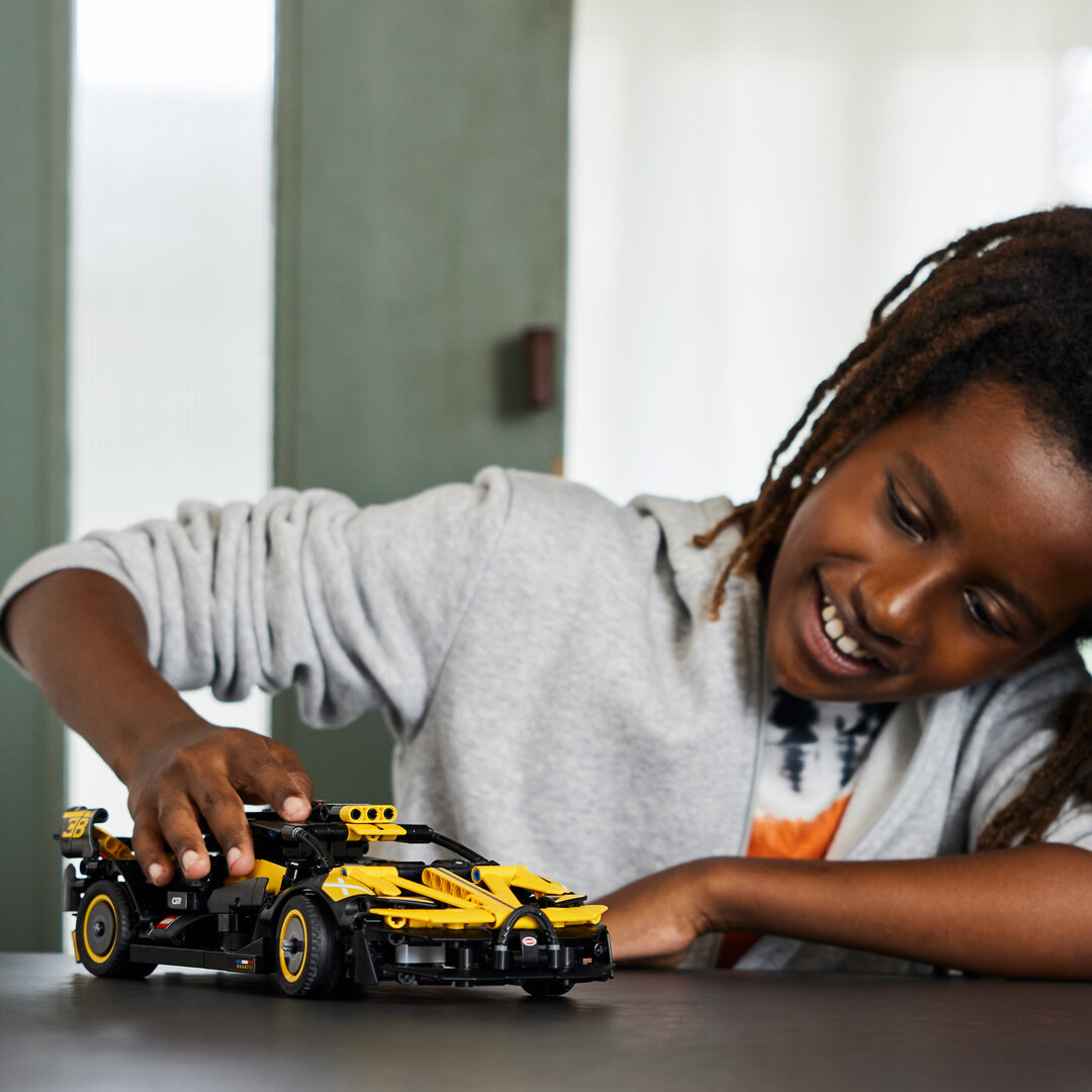 LEGO® Technic Bugatti-Bolide 42151 Person, Gesicht, Maschine, Rad, Spielzeug