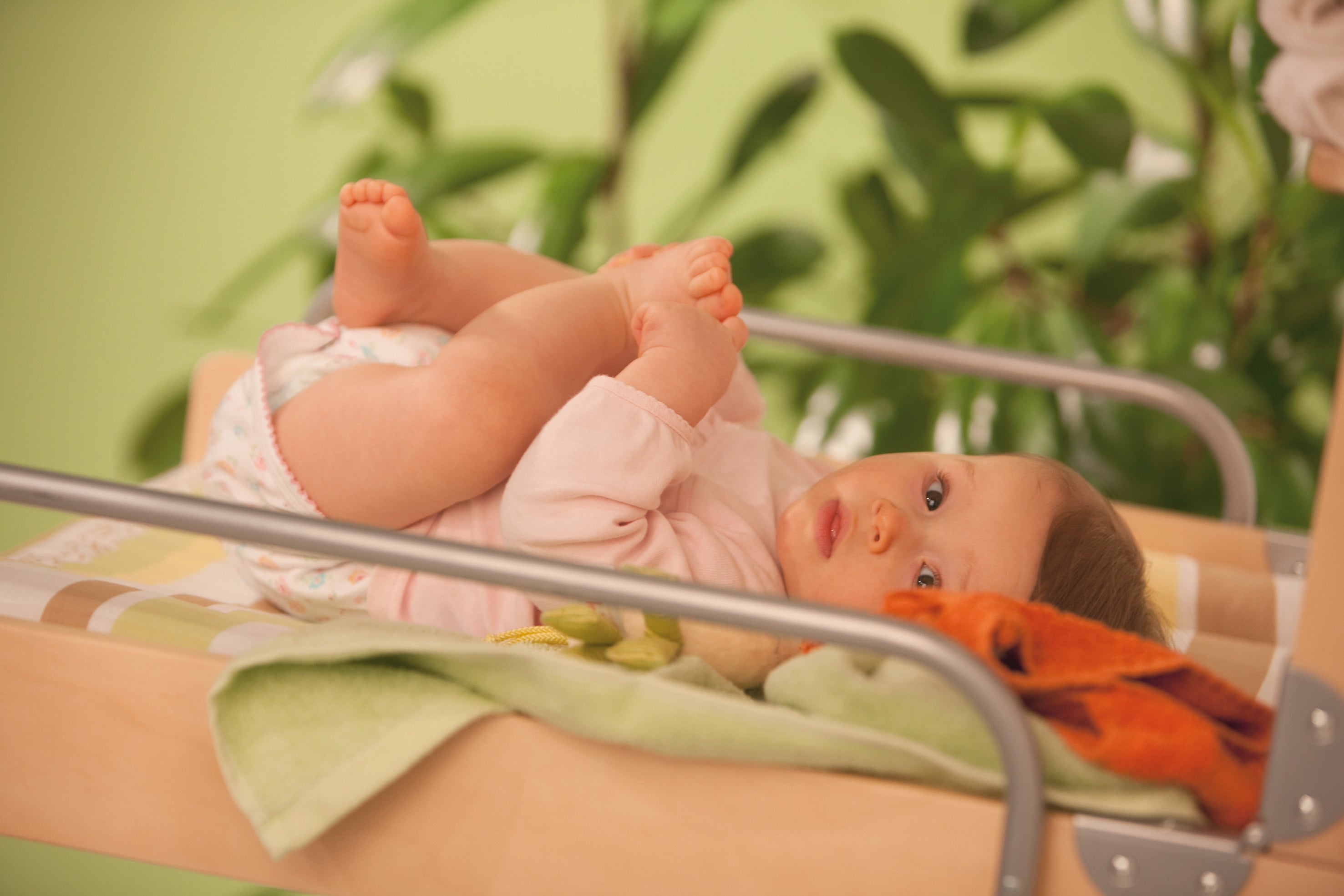 Roba 26015V97 Wandwickelregal Dschungelbaby natur lackiert – Wickeln & Baden - Bild 7 Roba 26015V97 Wandwickelregal Dschungelbaby natur lackiert – Wickeln & Baden - Produktbild 7