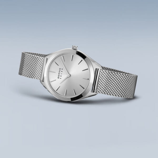 Bering 17331-000 Damenuhr, Milanaise/Solar, Silber