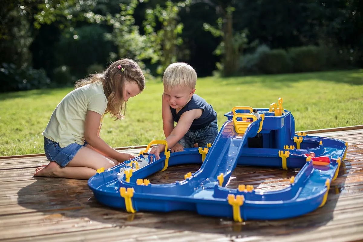 BIG Waterplay Niagara BIG Waterplay Niagara