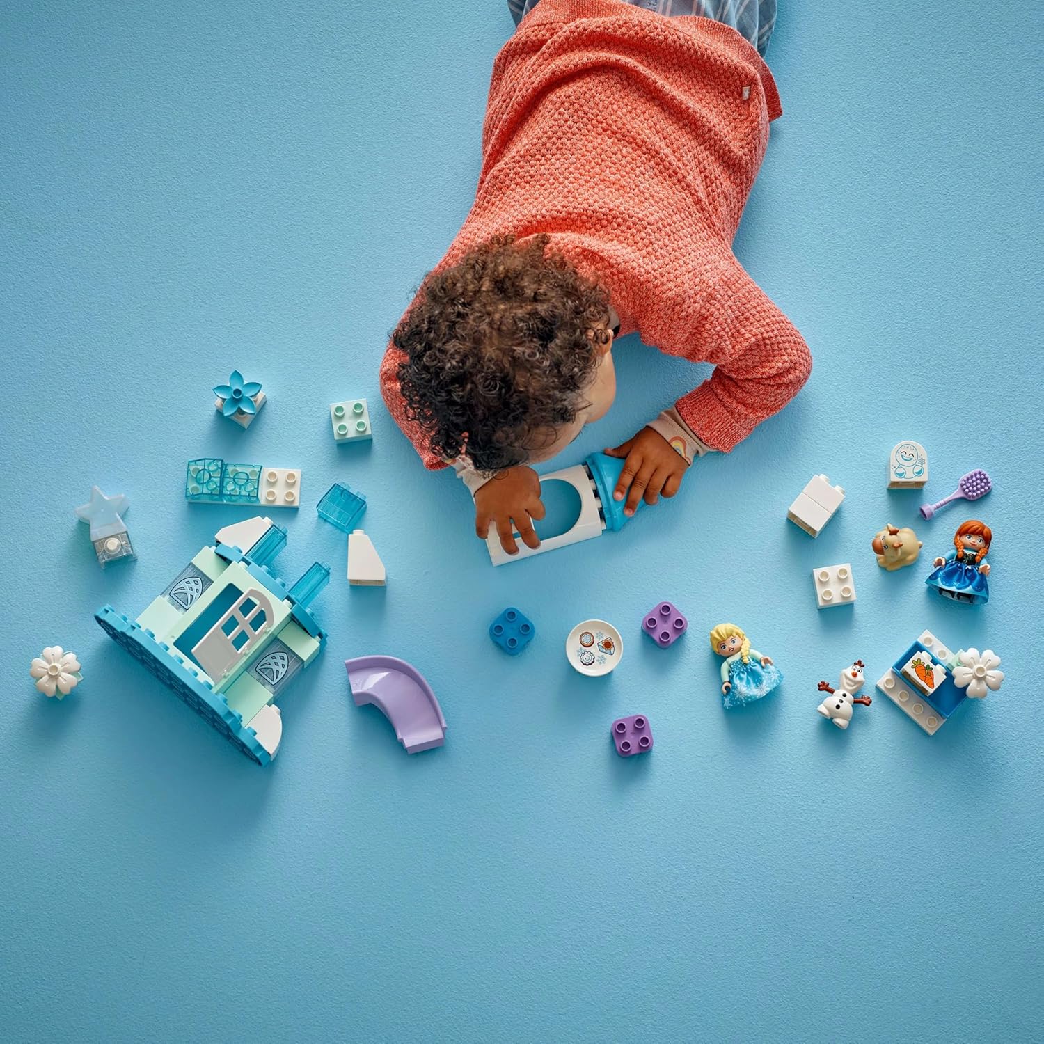 Person, Spielzeug