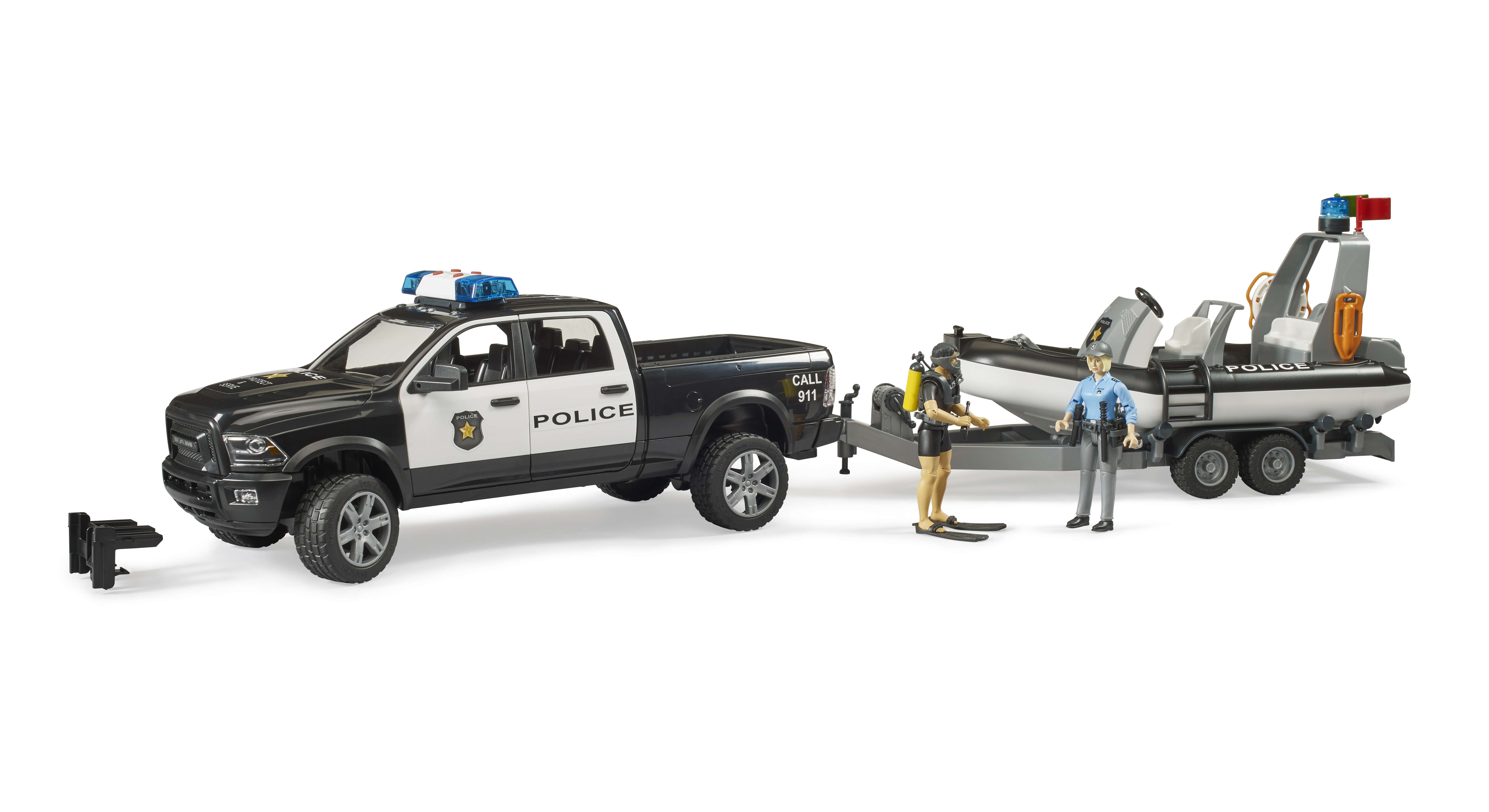 BRUDER 02507 - RAM 2500 Polizei Pickup, L mit S Modul, Anhänger mit Boot und 2 Figuren BRUDER 02507 - RAM 2500 Polizei Pickup, L mit S Modul, Anhänger mit Boot und 2 Figuren