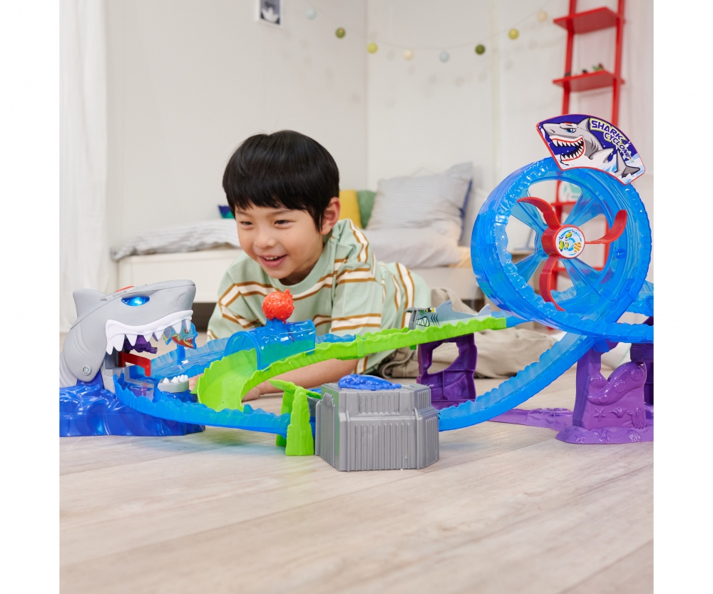Dickie Toys White Shark Track Set 10005190 Junge, Kind, Männlich, Person, Drinnen