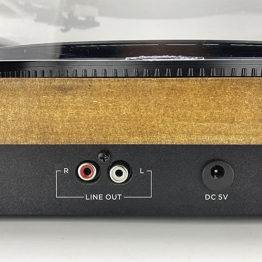 Aiwa GBTUR-120WD Plattenspieler und Digitalisierer aus Holz