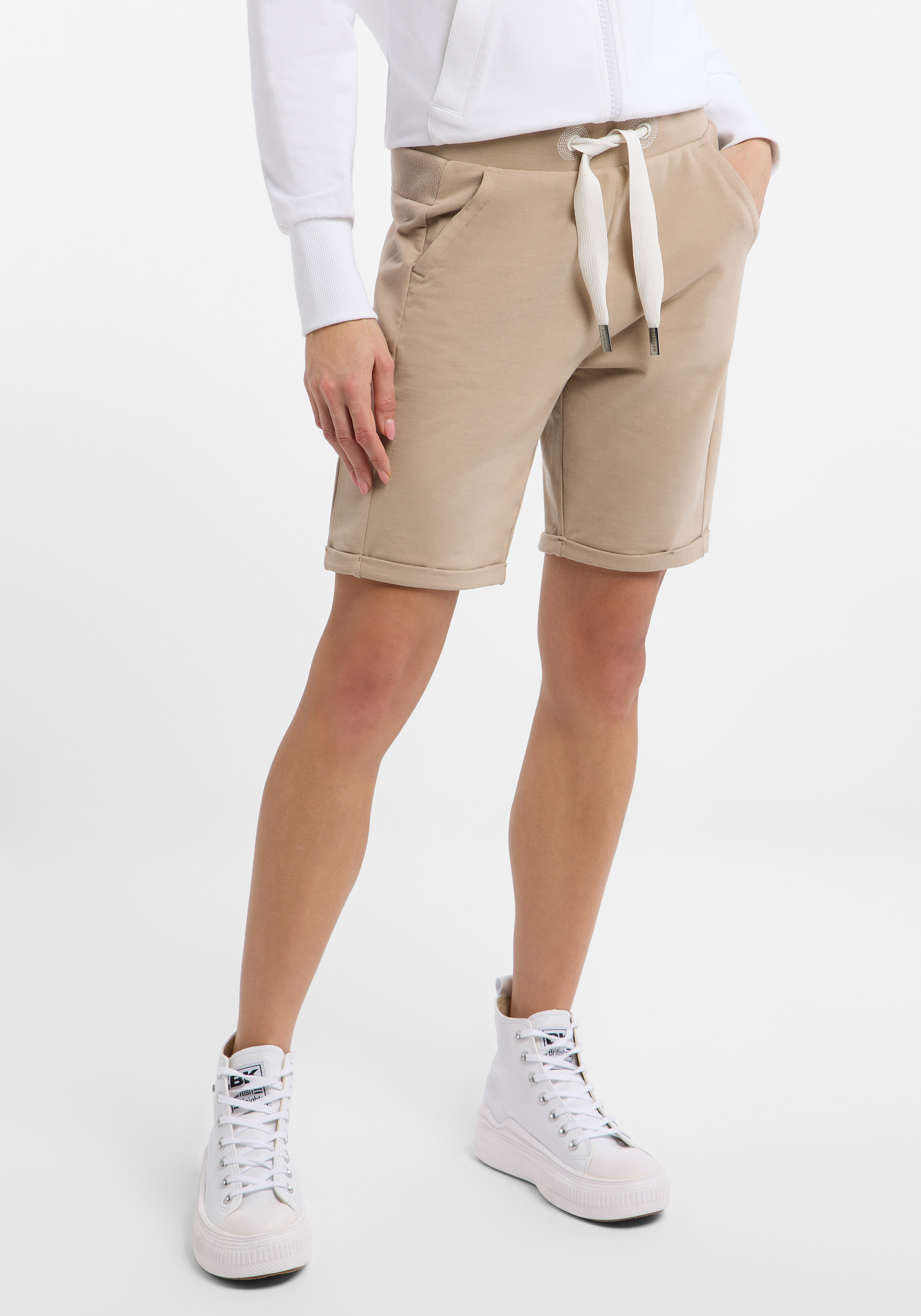ELBSAND KURZE HOSE, BRINJANA, BEIGE von Elbsand bei Conquest. Artikel ELB 70223/2180.