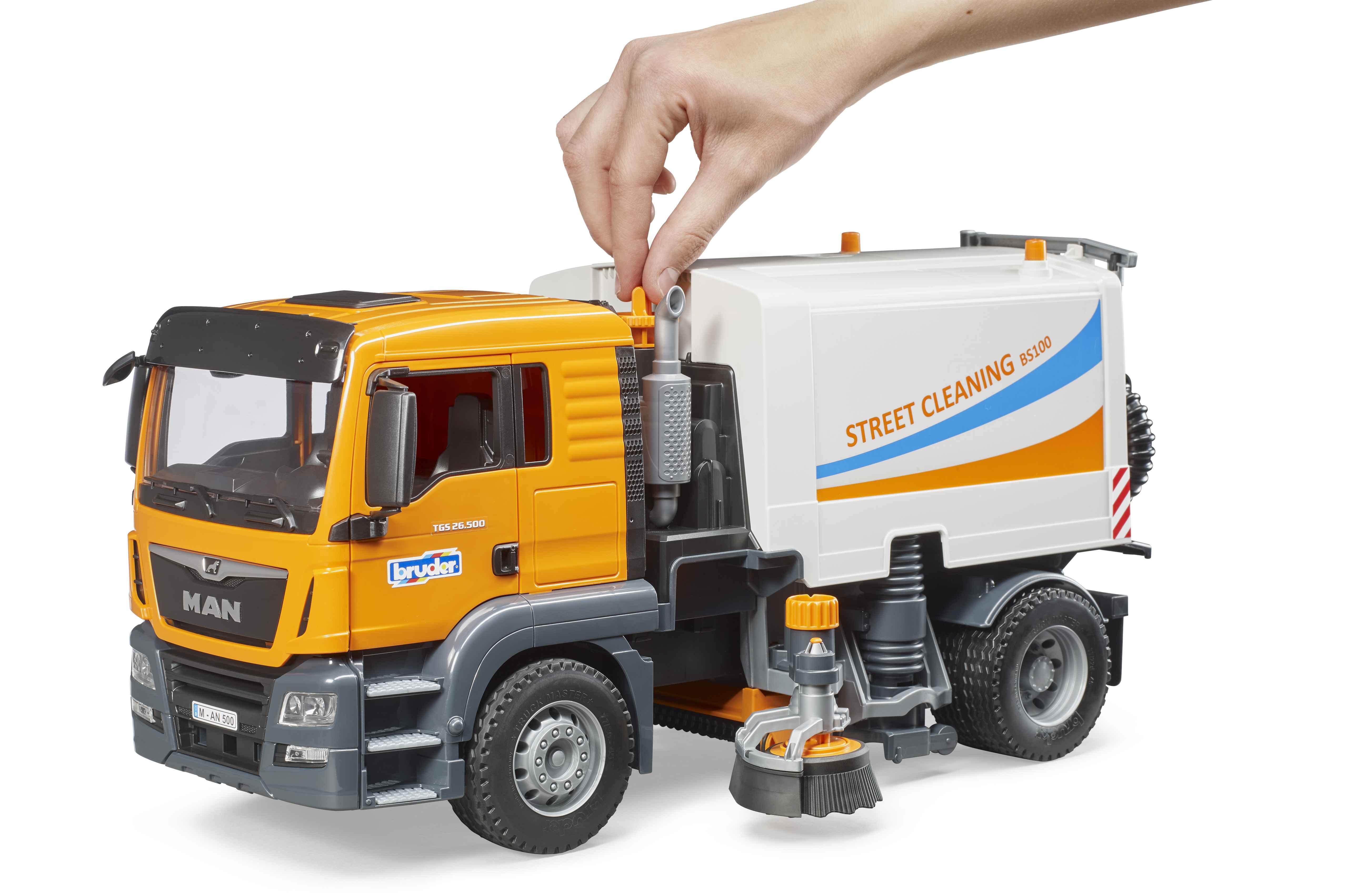 BRUDER 03780 - MAN TGS LKW Straßenreinigung - Bild 3