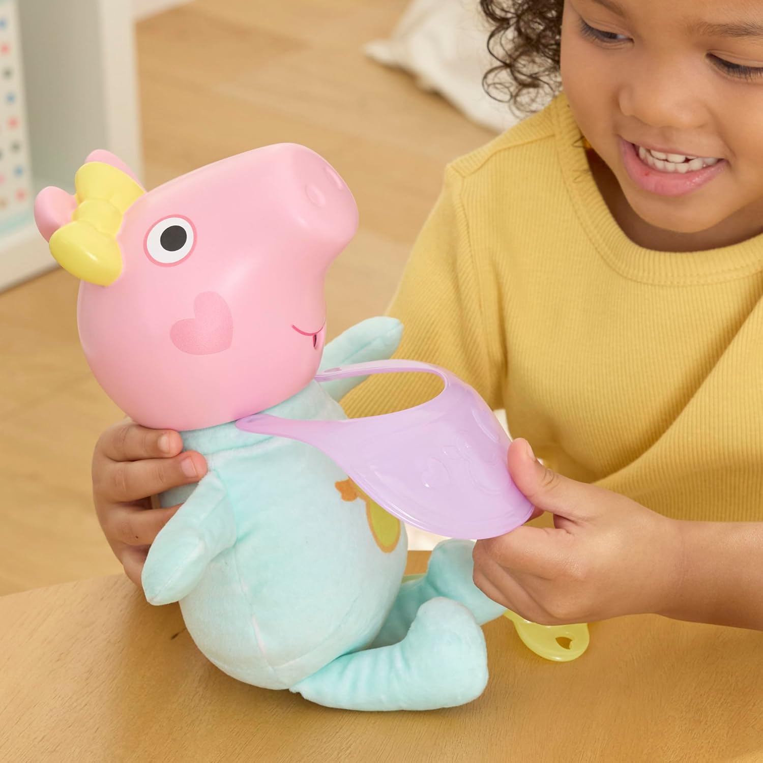 Peppa Pig Oinks And Snuggles Feature Item Peppa Pig Oinks And Snuggles Feature Item