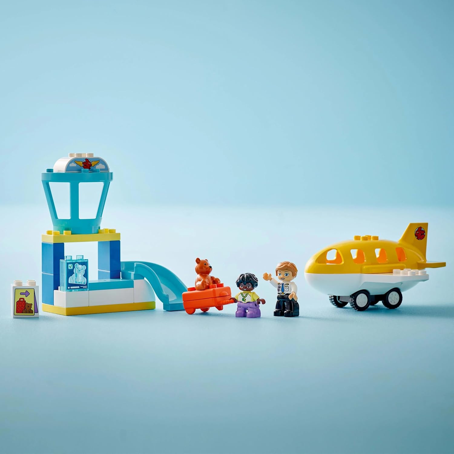 LEGO® DUPLO Erster Besuch im Flughafen 10443 LEGO® DUPLO Erster Besuch im Flughafen 10443