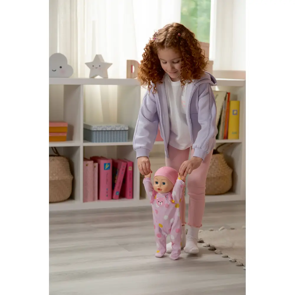 BABY born® Emily Lauf mit mir 43cm BABY born® Emily Lauf mit mir 43cm