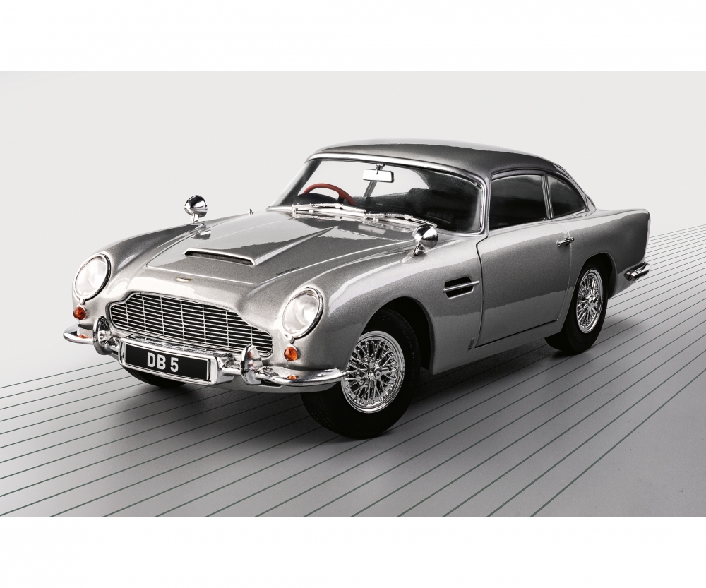 Solido 1:18 Aston Martin DB5 silber Solido 1:18 Aston Martin DB5 silber