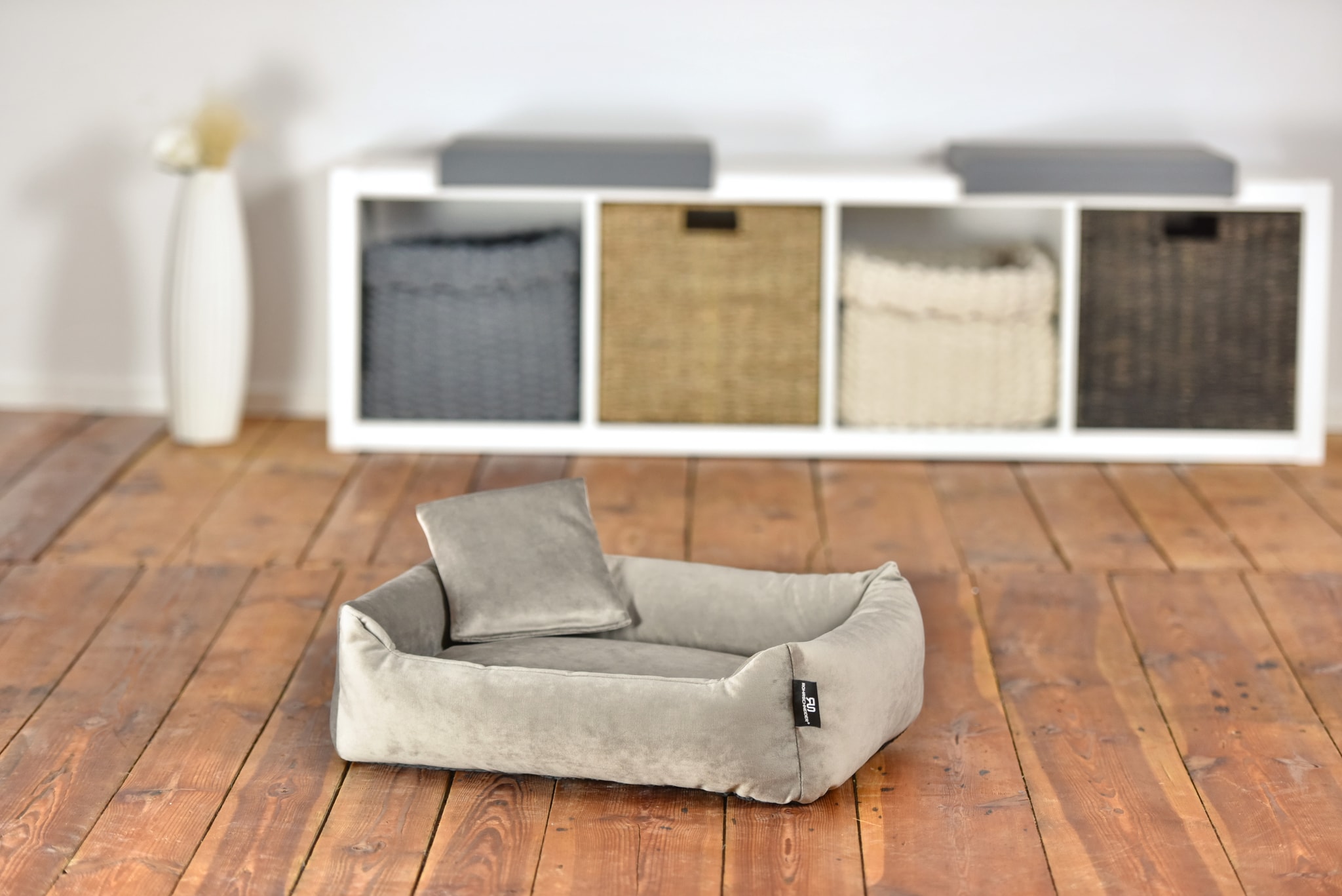 Rohrschneider RS 22240.128 Kuschelsofa Samt taupe Gr.2 – Haustiermöbel