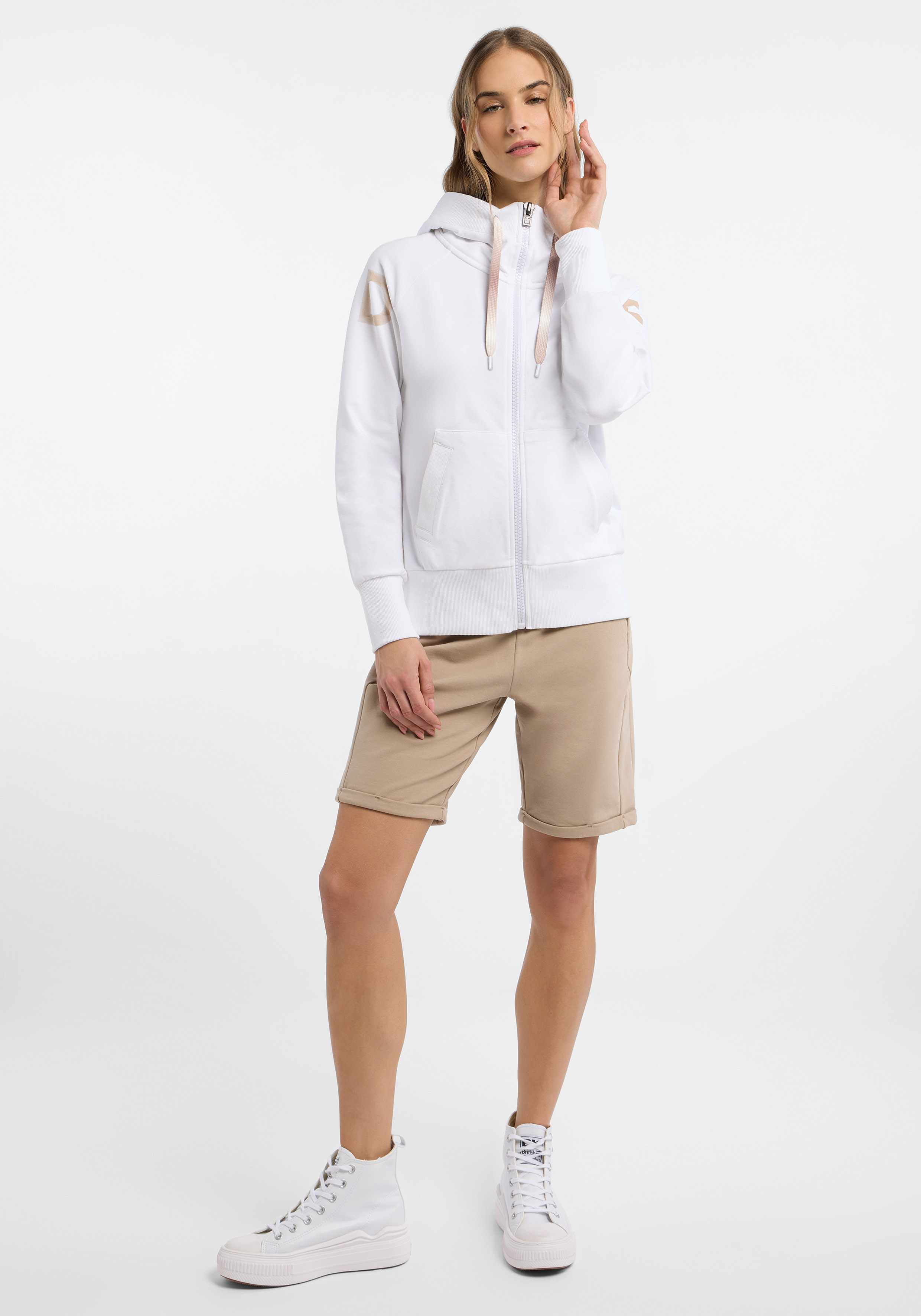 ELBSAND KURZE HOSE, BRINJANA, BEIGE von Elbsand bei Conquest. Artikel ELB 70223/2180.