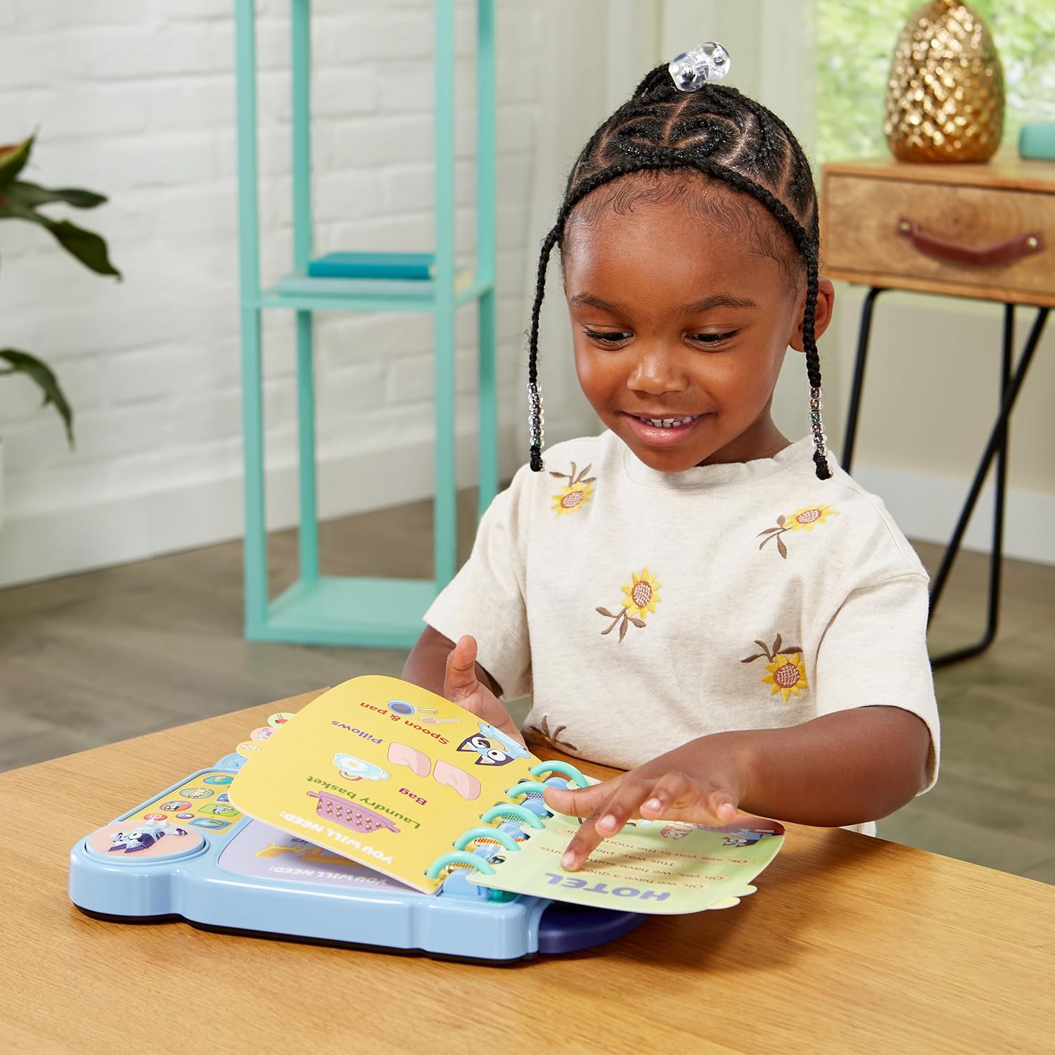 VTech Bluey Lernspielbuch, interaktives Buch ab 3 Jahren VTech Bluey Lernspielbuch aus Kunststoff im bunten Bluey-Design, mit Originalstimmen, 4 Spielmodi, Figuren- & Leuchttasten, Tragegriff, kindersicher & ab 3 J.,