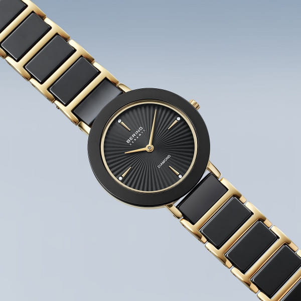 Bering 11429-732 Damenuhr, Edelstahl/Keramik, Schwarz