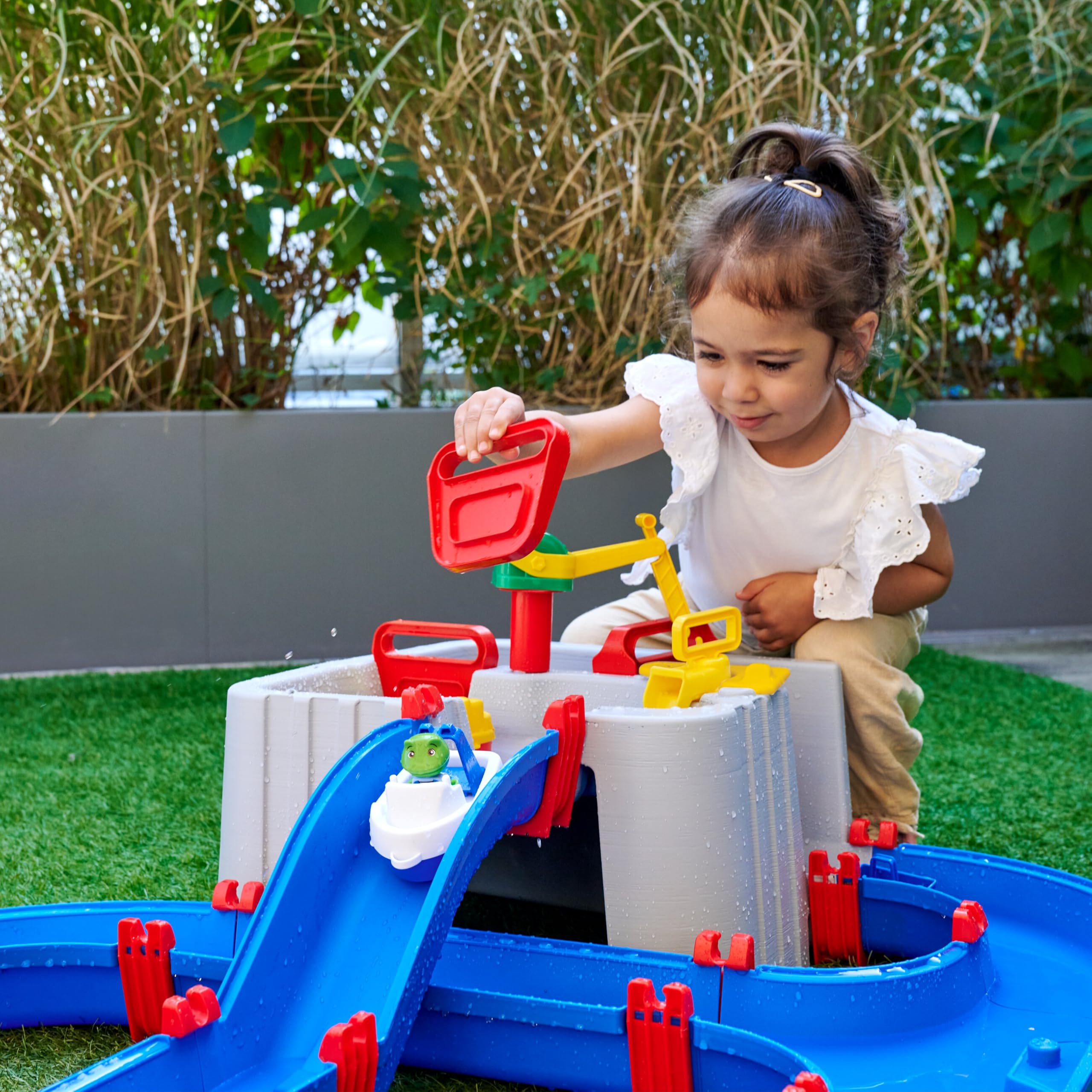 Aquaplay Wasserspielset Harbour - Interaktive Wasserwelt Mit Kran & Schleusen 8700001543 Spielbereich, Kind, Weiblich, Mädchen, Person