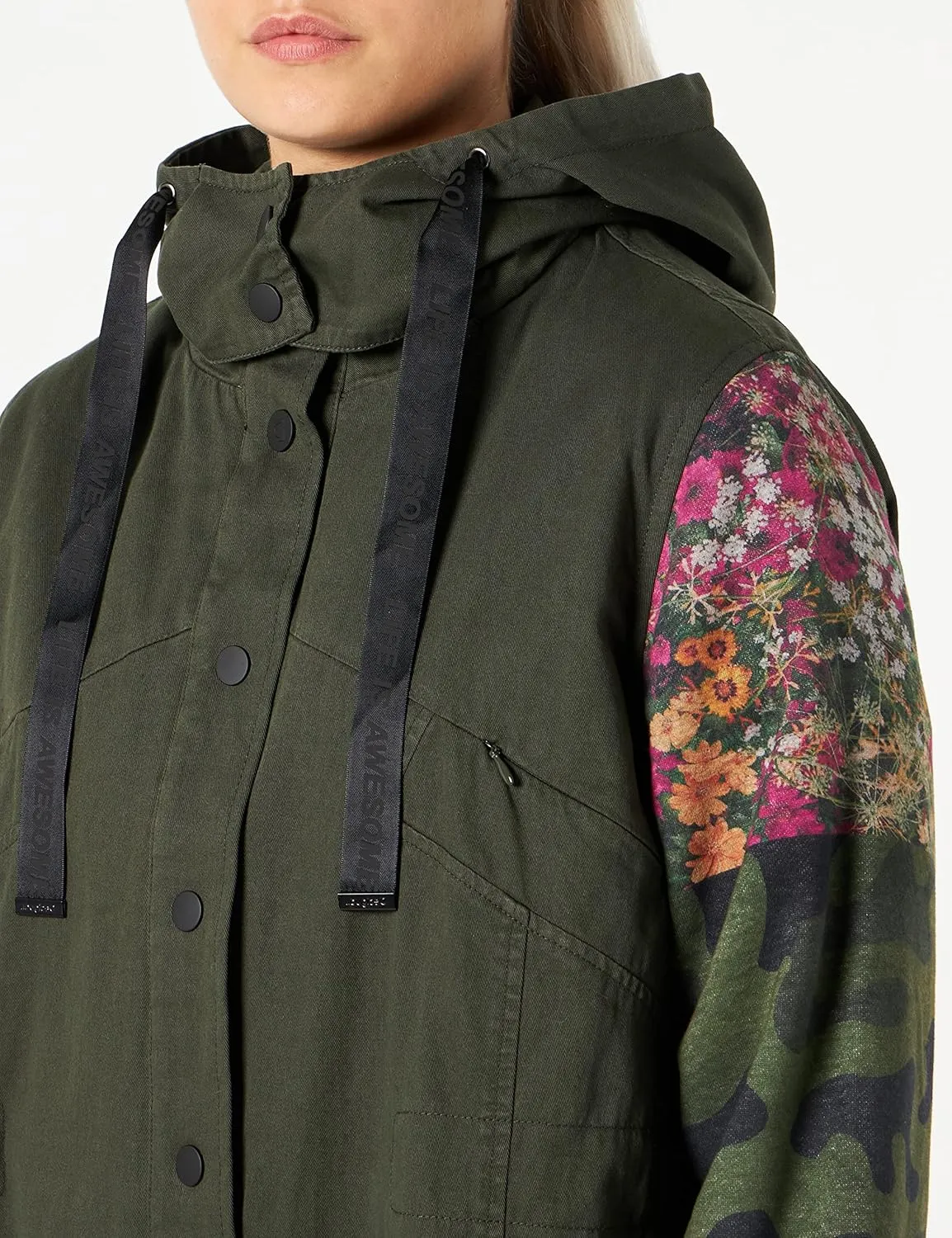Desigual Damen Parka - Khaki, Camouflage-Ärmel, XL 22WWEWAG4092 GR. XL Desigual Damen Parka - Khaki, Camouflage-Ärmel, XL 22WWEWAG4092 GR. XL