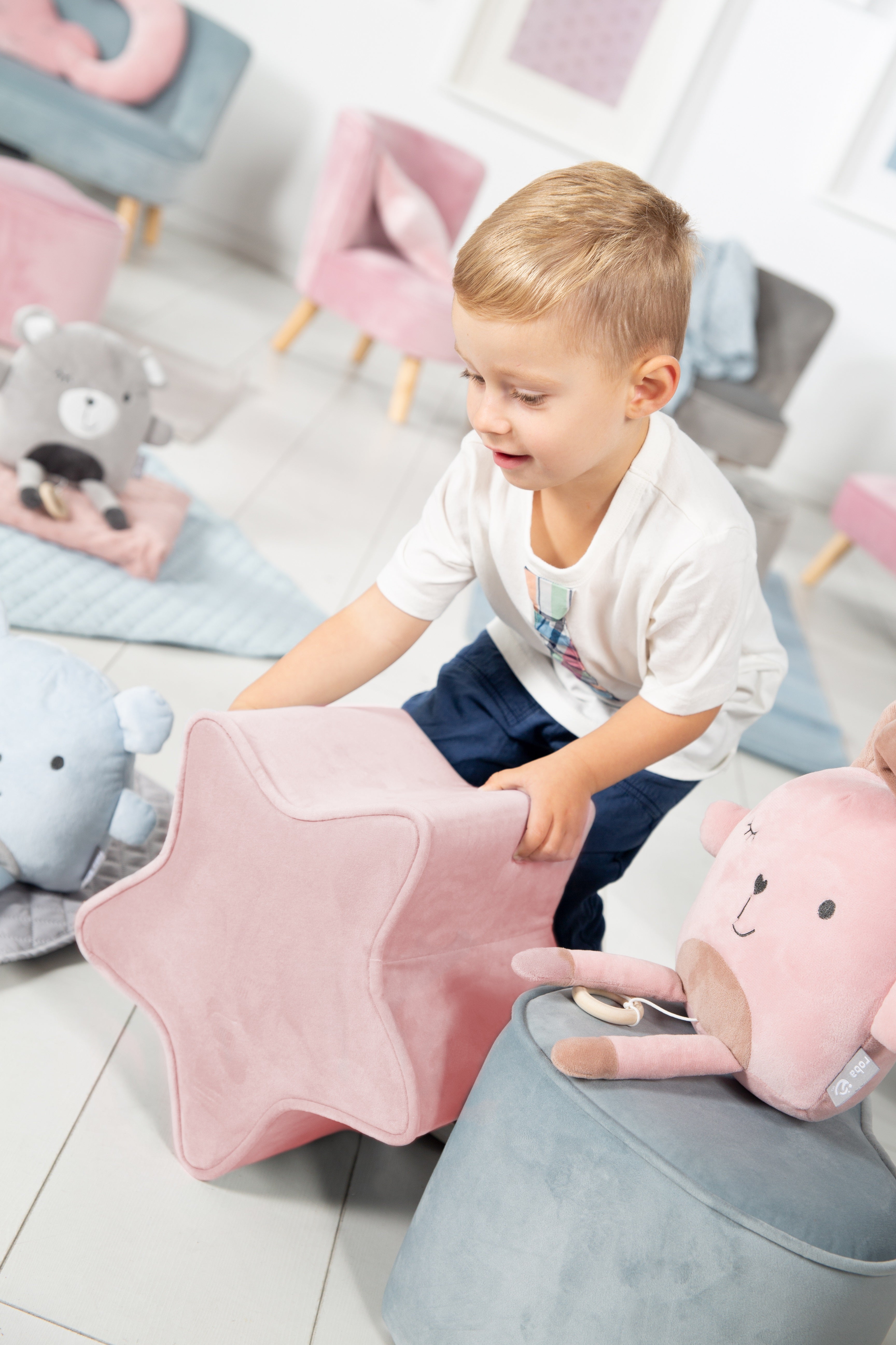 Roba 450131MA Kinderhocker in Sternform mauve – Spielmöbel - Bild 2 Roba 450131MA Kinderhocker in Sternform mauve – Spielmöbel - Produktbild 2