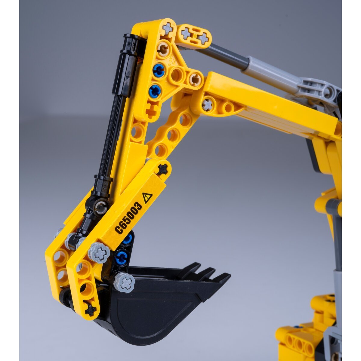JAMARA CaDA Bagger 1:28 Bricks ab 8 Jahren JAMARA CaDA Bagger 1:28 Bricks ab 8 Jahren