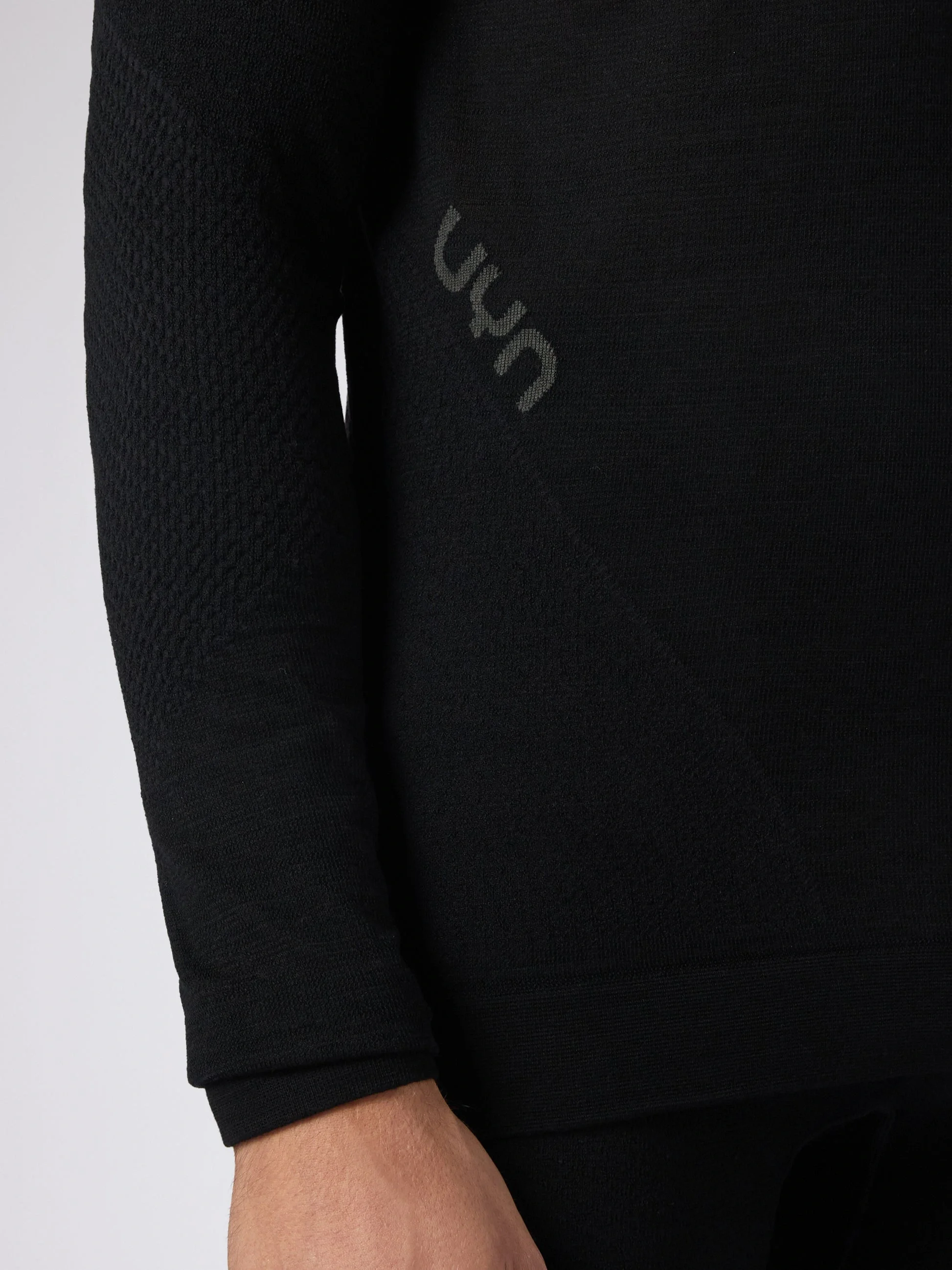 UYN Herren Fusyon Biotech UW Shirt Long_SL Zip Up U100517B000 - Schwarz GR. L/XL UYN Herren Fusyon Biotech UW Shirt Long_SL Zip Up U100517B000 - Schwarz GR. L/XL