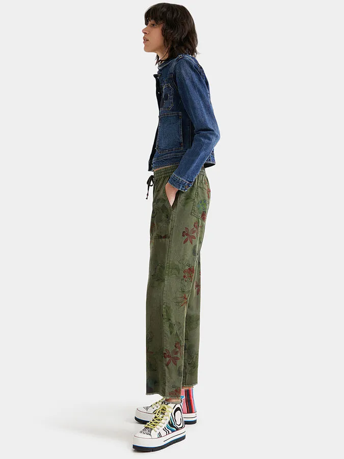 Desigual Damen Hose „Mickey Floral“ - Khaki 22SWPW23 GR. XL Desigual Damen Hose „Mickey Floral“ - Khaki 22SWPW23 GR. XL