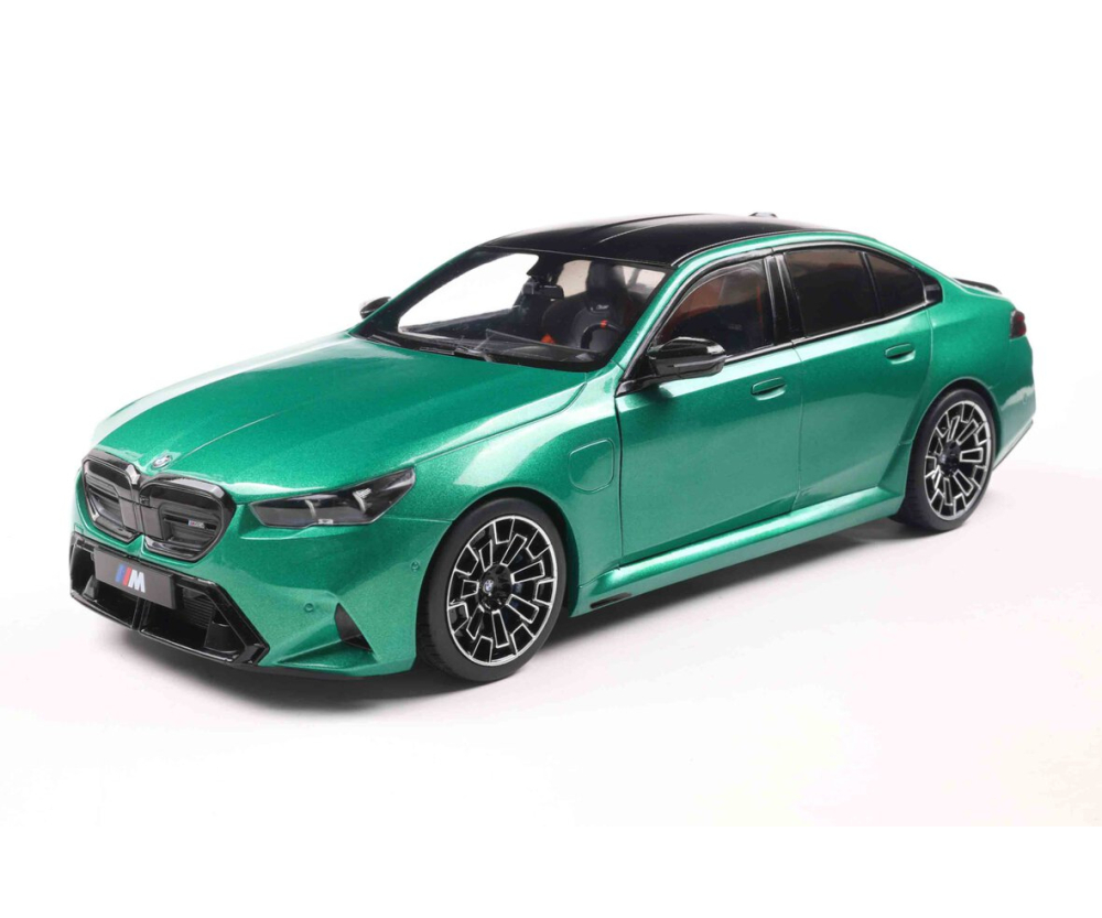 Solido 1:18 BMW M5 (G90) M grün metal. 2025