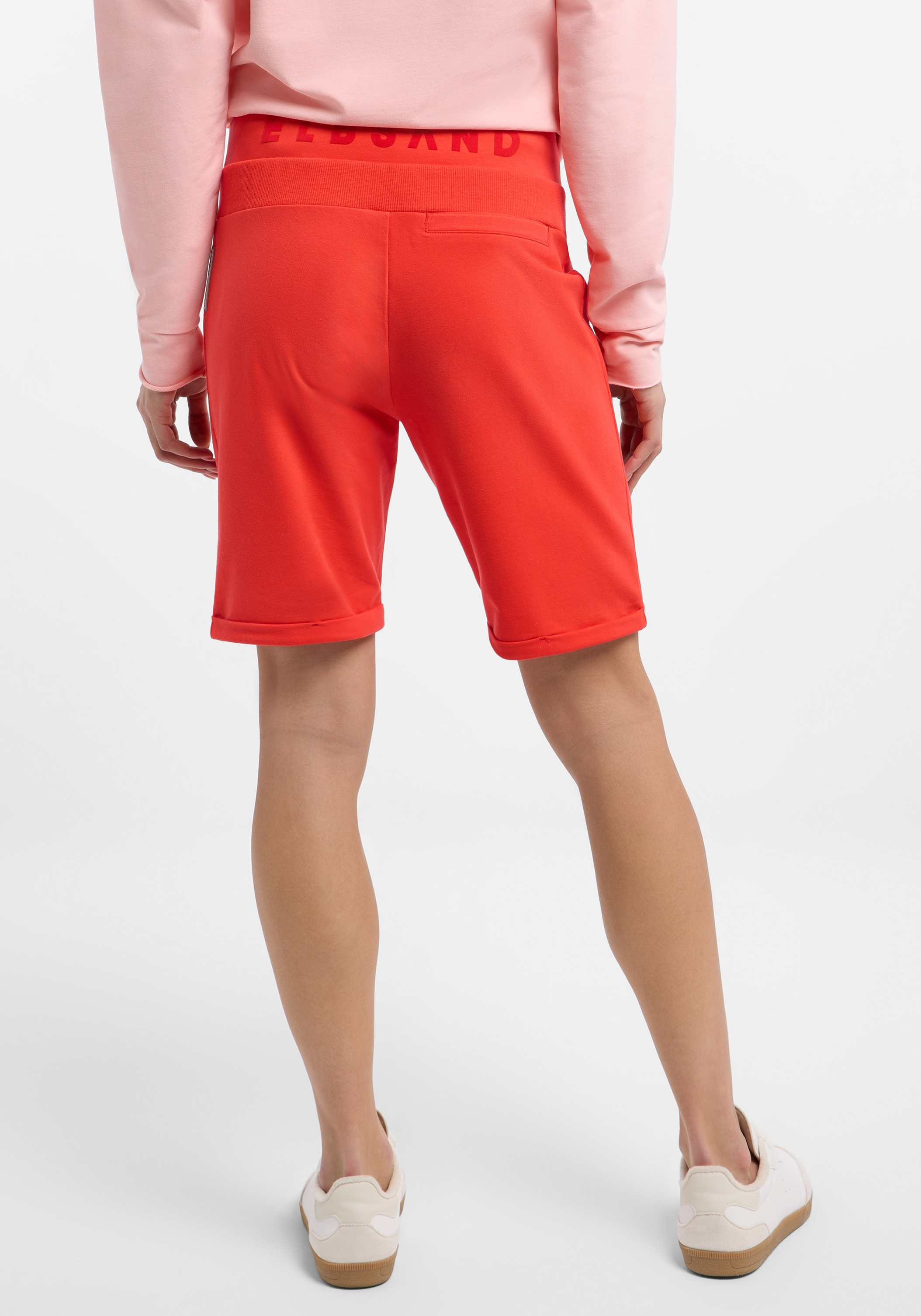 Elbsand Brinjana Sweatbermuda in Rot Bild 5 Elbsand Brinjana Sweatbermuda in Rot, Produktfoto 5.