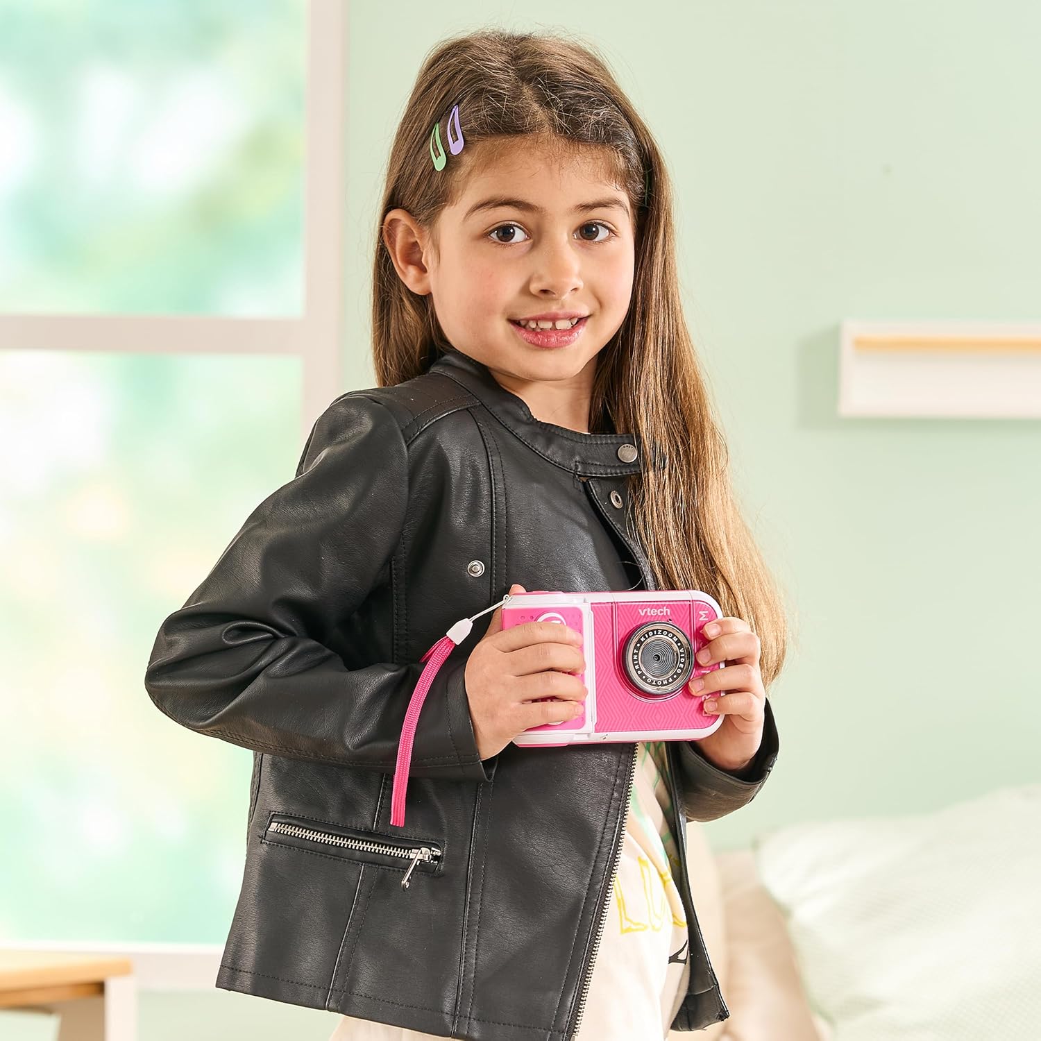 VTech KidiZoom Print Cam Kinder-Kamera mit Direkt-Druck ab 4 Jahren VTech KidiZoom Print Cam in Pink, robuste Kunststoff-Kamera mit 2 MP, 4× Zoom, Thermodrucker, 110 Druckvorlagen, 40 Effekte, LCD, microSD-Slot, Akku, ab 4 J.,