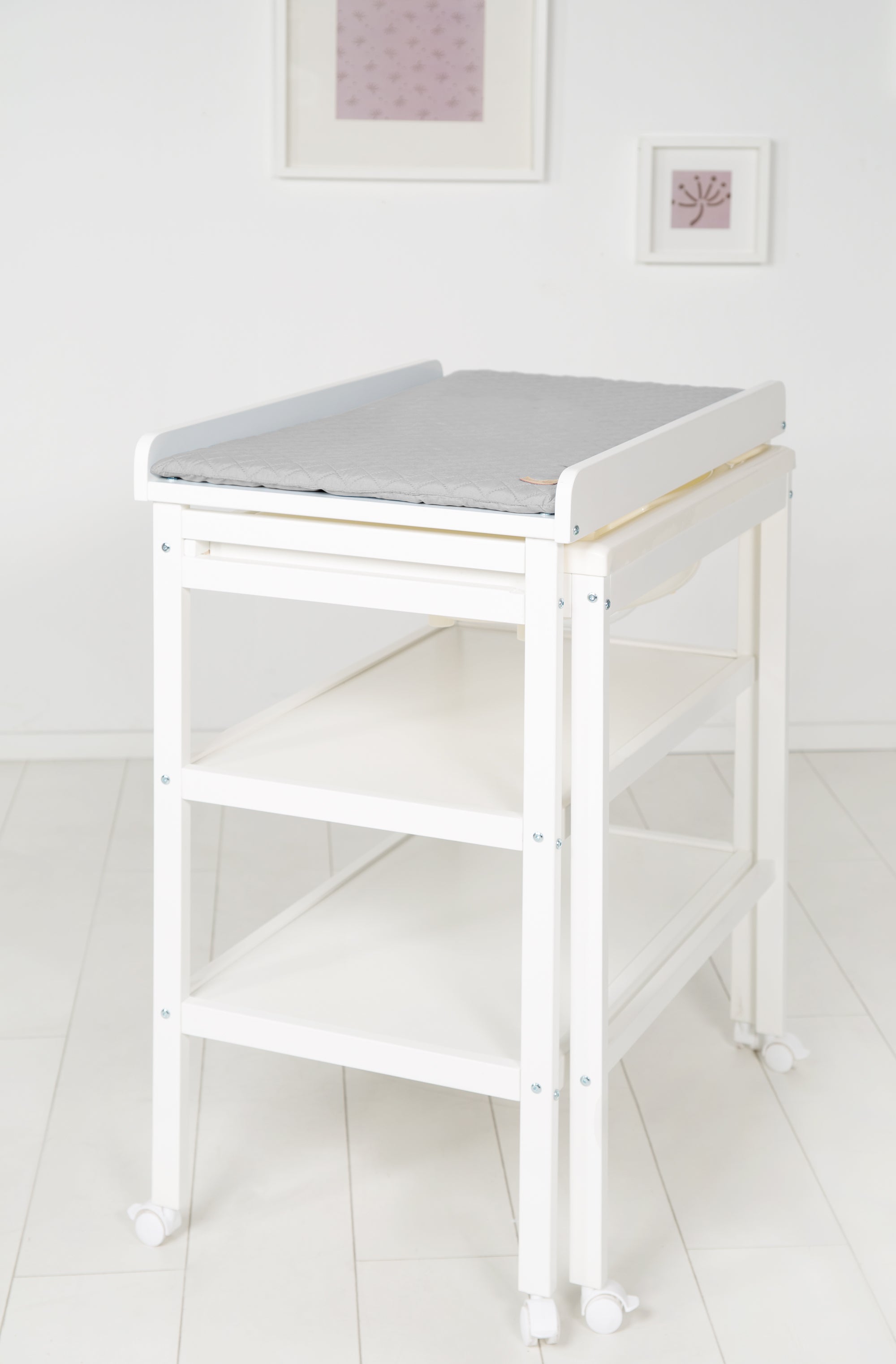 Roba 212063WEV230 Bade-Wickel-Kombination +Wickelauflage weiß – Wickeln & Baden - Bild 17 Roba 212063WEV230 Bade-Wickel-Kombination +Wickelauflage weiß – Wickeln & Baden - Produktbild 17