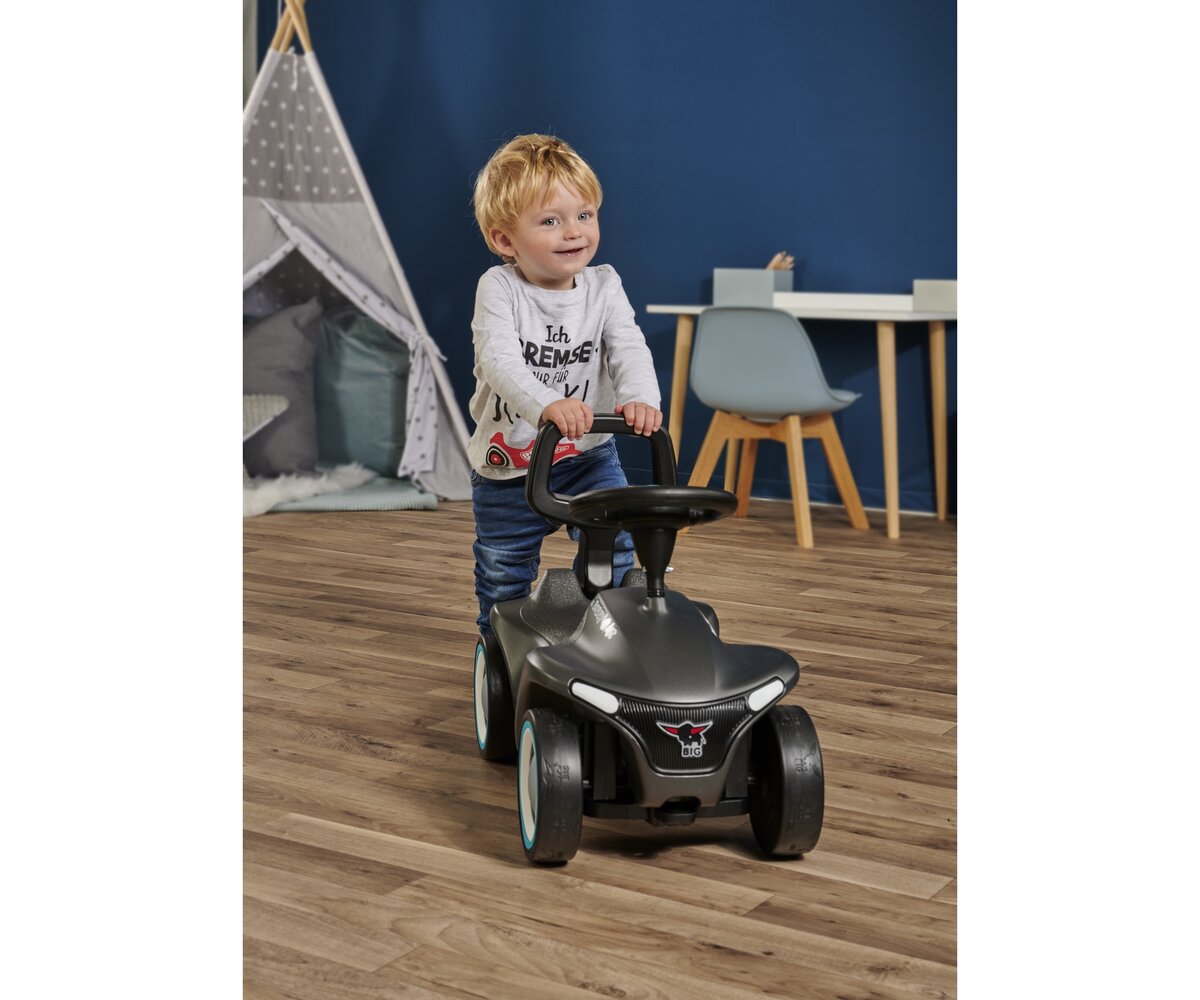 BIG Bobby Car Neo Anthrazit (800056243) Gras, Rasen, Junge, Kind, Person