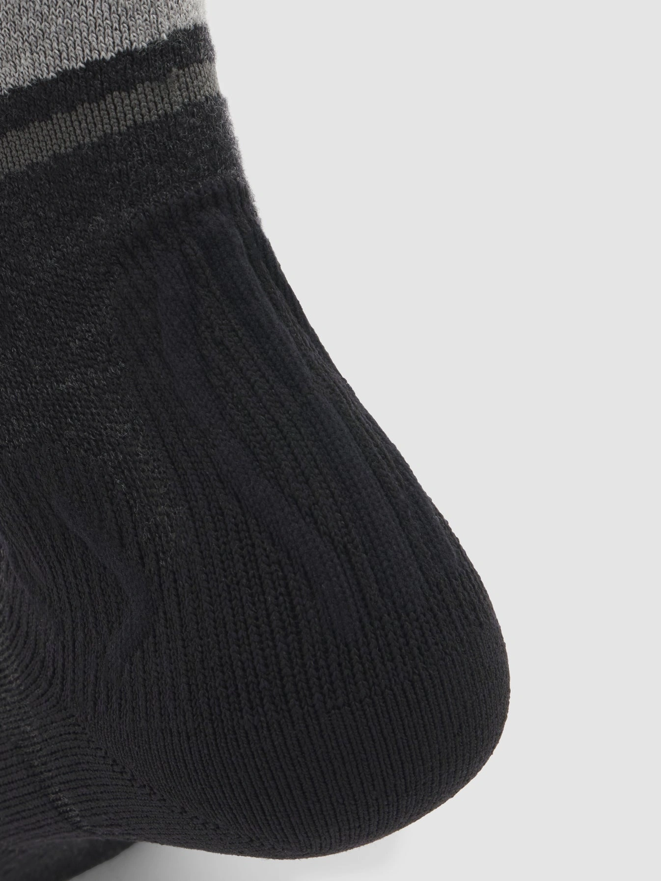 UYN Damen Trekkingsocken One Merino S100277G035 - Anthrazit/Schwarz GR. 35/36 UYN Damen Trekkingsocken One Merino S100277G035 - Anthrazit/Schwarz GR. 35/36