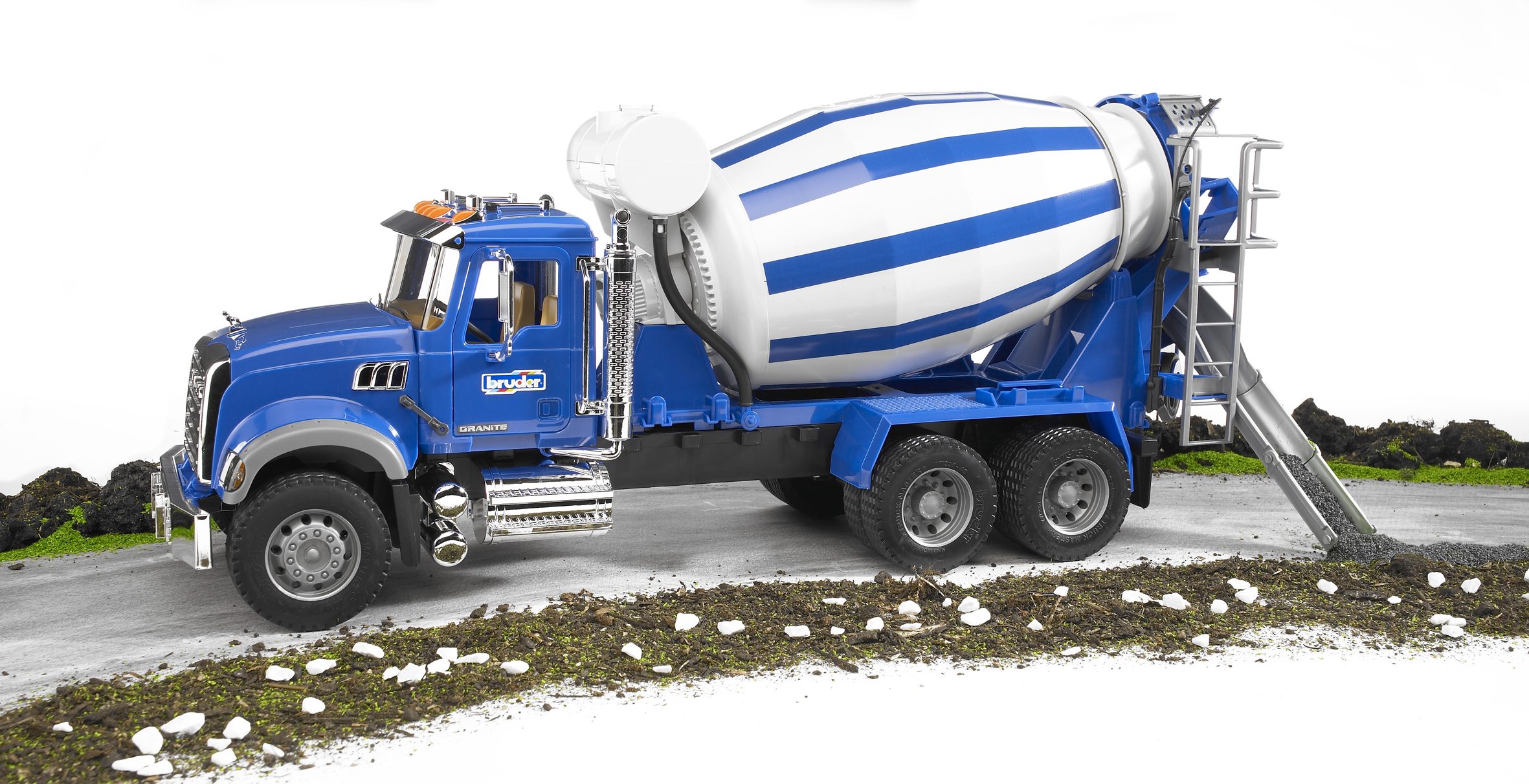 BRUDER 02814 - MACK Granite Betonmisch-LKW - Bild 8 BRUDER 02814 - MACK Granite Betonmisch-LKW - Bild 8