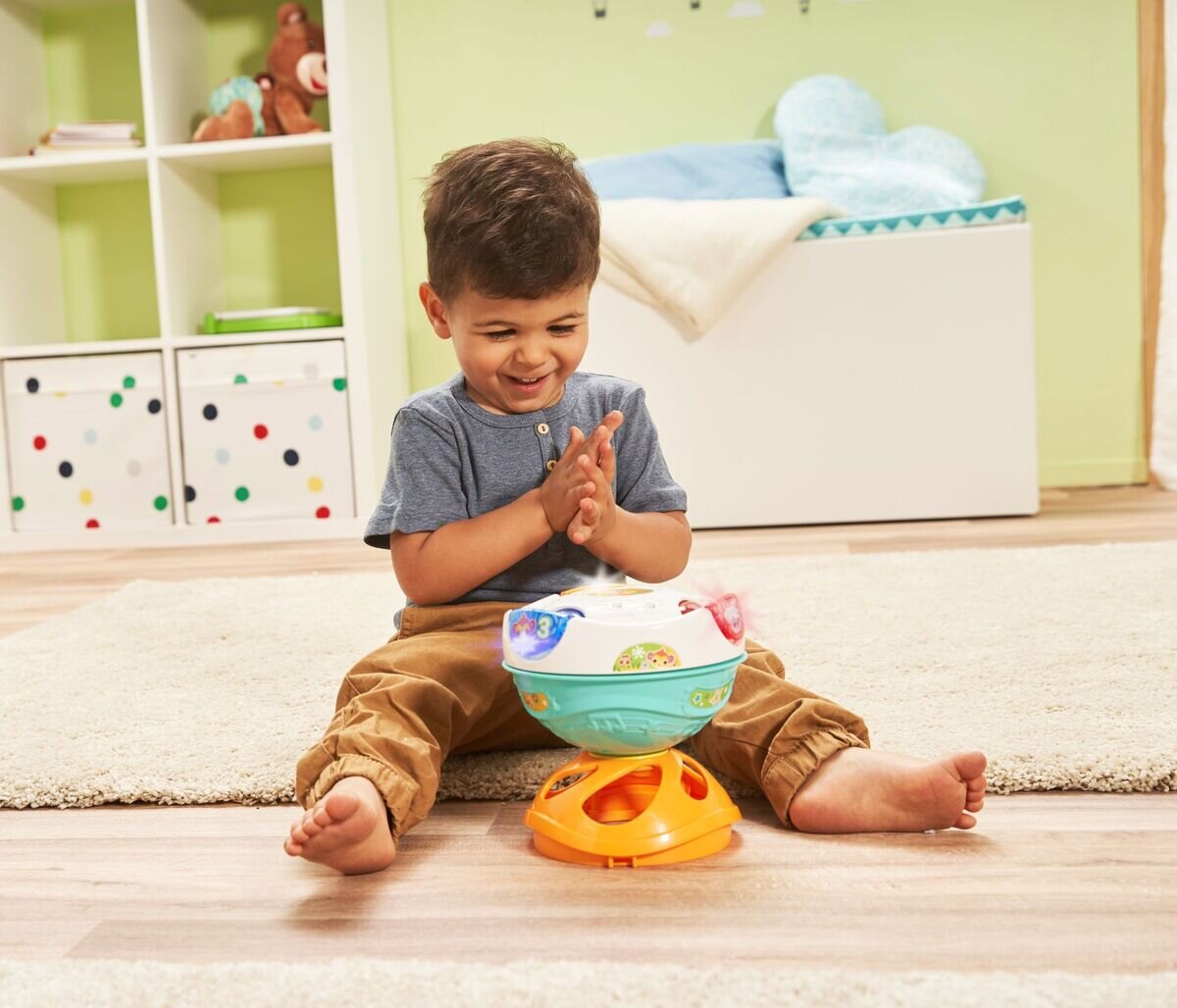 VTech 3-in-1 Magischer Musikball interaktives Lernspielzeug für 9-36 Monate VTech 3-in-1 Magischer Musikball Spielball, Roll-Saunduhr und Trommel in einem; rollt selbst, LED-Tasten mit Sätzen, 4 Lieder & 12 Melodien, fördert Bewegung, Zahlen & Farben, ab 9-36 Monaten,