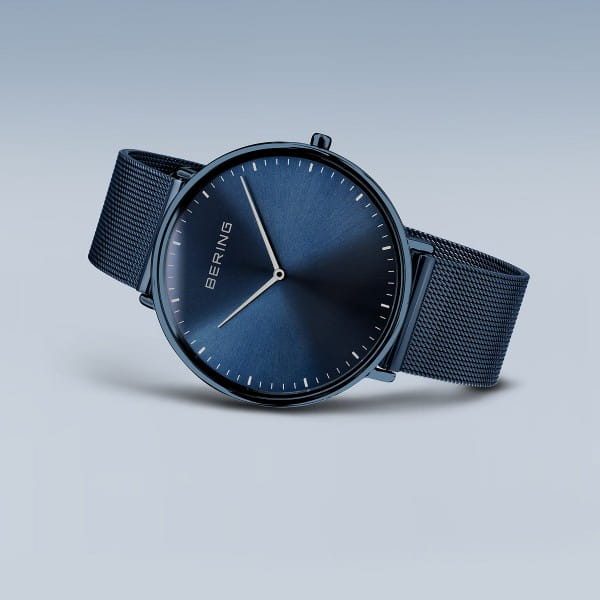 Bering 15739-397 Unisex Uhr, Milanaise, Blau Bering 15739-397 Unisex Uhr, Milanaise, Blau