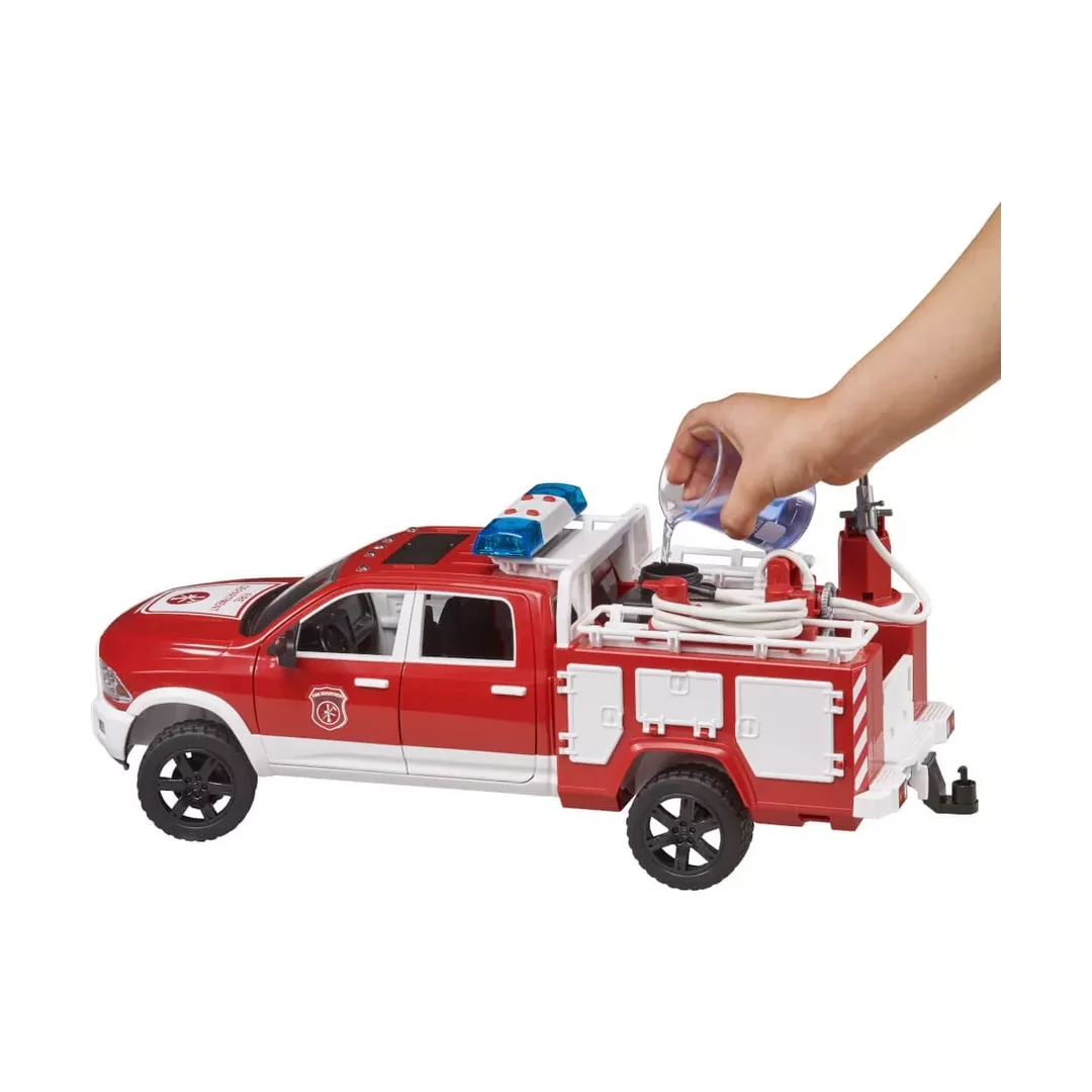 BRUDER 02544 - RAM 2500 Feuerwehreinsatzwagen mit L mit S Modul BRUDER 02544 - RAM 2500 Feuerwehreinsatzwagen mit L mit S Modul