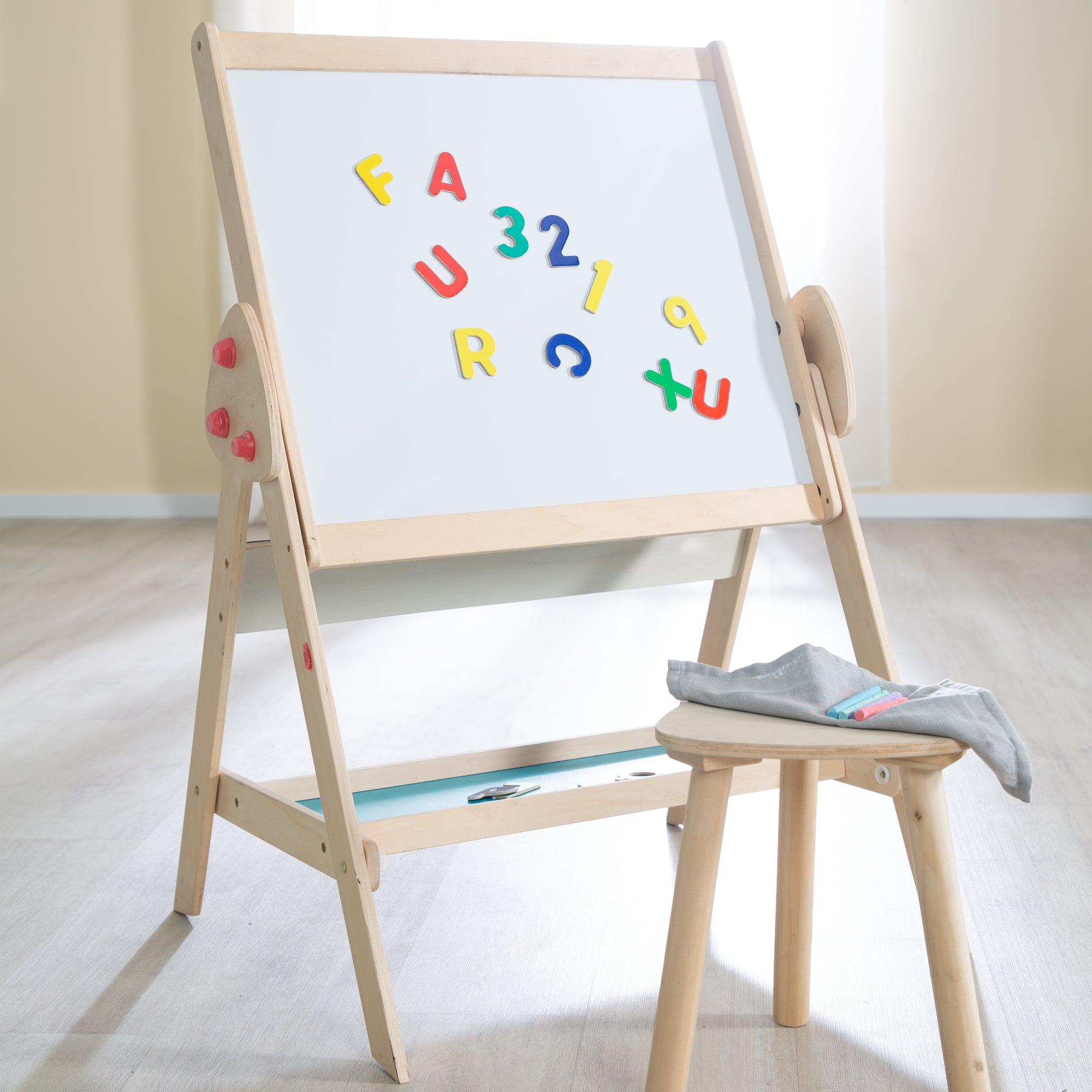 Roba 7015FE Standtafel mit Hocker Fuchs & Eule natur lackiert – Tafeln - Bild 6 Roba 7015FE Standtafel mit Hocker Fuchs & Eule natur lackiert – Tafeln - Produktbild 6