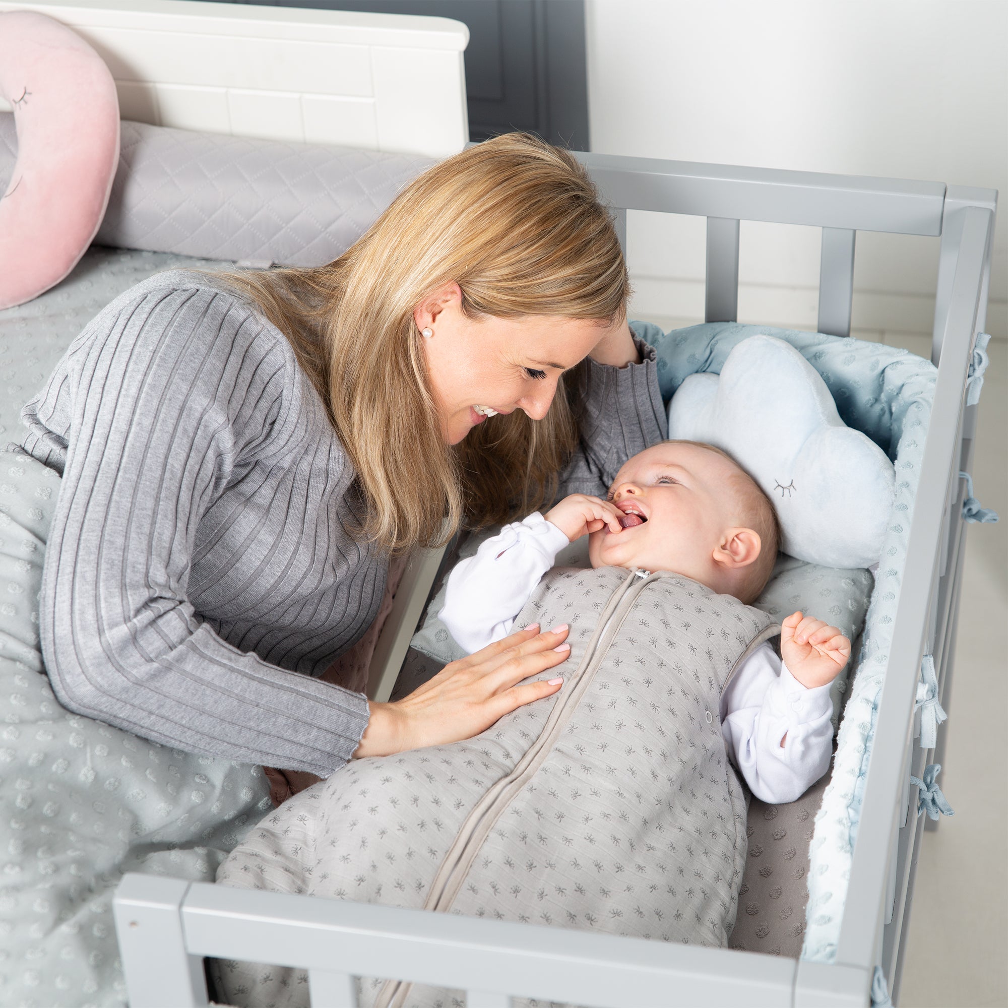 Roba 204092G228 Nestchen Lil Planet türkis hell blau – Babynester - Bild 4 Roba 204092G228 Nestchen Lil Planet türkis hell blau – Babynester - Produktbild 4
