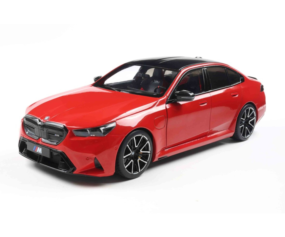 Solido 1:18 BMW M5 (G90) Feuerrot 2025