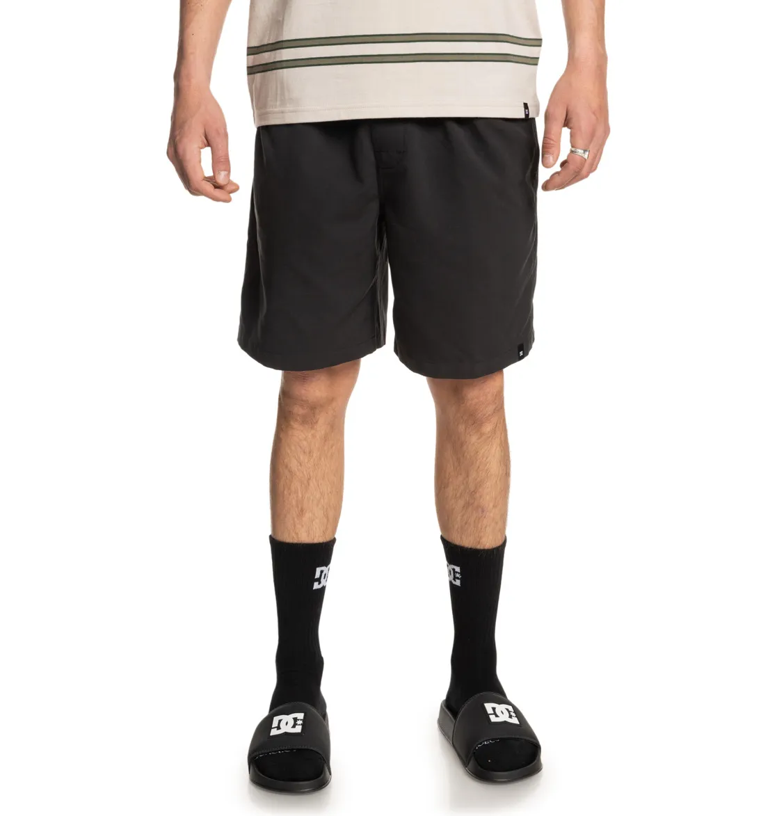 DC, Stryker, 18", Shorts, mit, elastischem, Bund, für, Männer, Shorts, mit, elastischem, Bund, Stoffstruktur, und, Länge, sichtbar