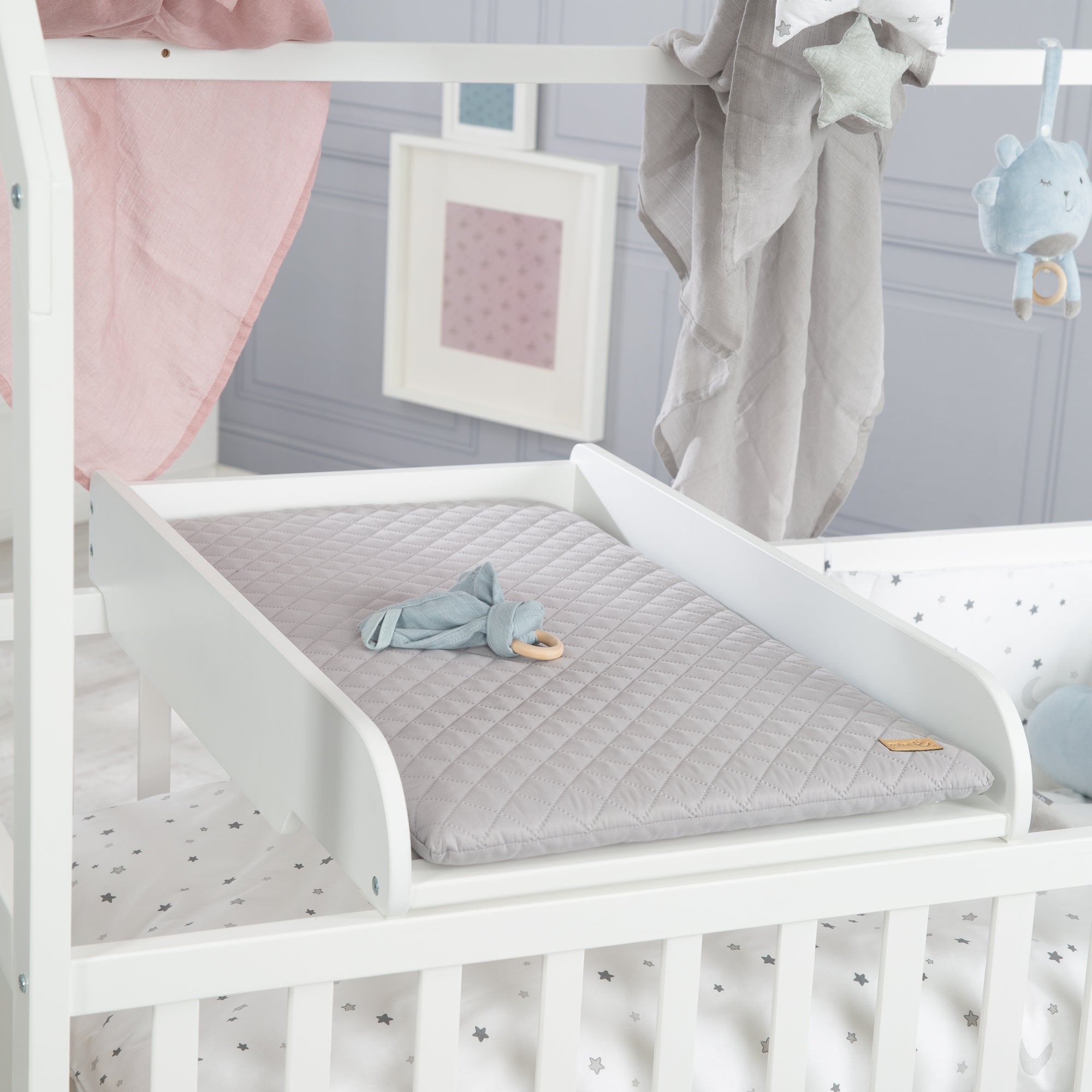 Roba 26010WV230 Wickelplatte roba Style grau weiß – Wickeln & Baden - Bild 2 Roba 26010WV230 Wickelplatte roba Style grau weiß – Wickeln & Baden - Produktbild 2