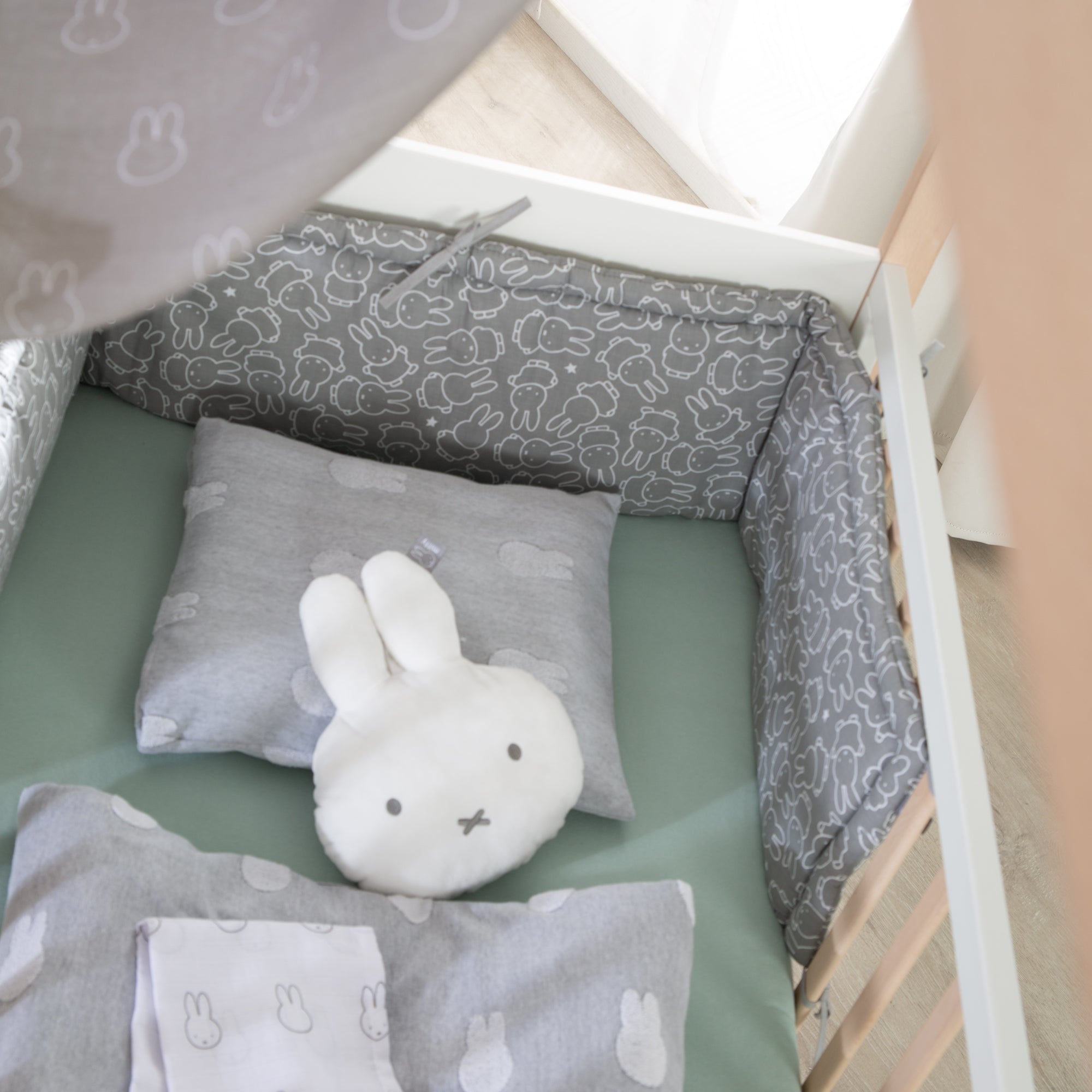 Roba 0292V210 Nestchen gewebt Miffy grau – Bettenzubehör - Bild 5 Roba 0292V210 Nestchen gewebt Miffy grau – Bettenzubehör - Produktbild 5