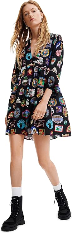 Desigual Damen Kleid - Schwarzes Kleid mit buntem Abzeichen-Print 22WWVW712000 GR. XL Bekleidung, Mantel, Person