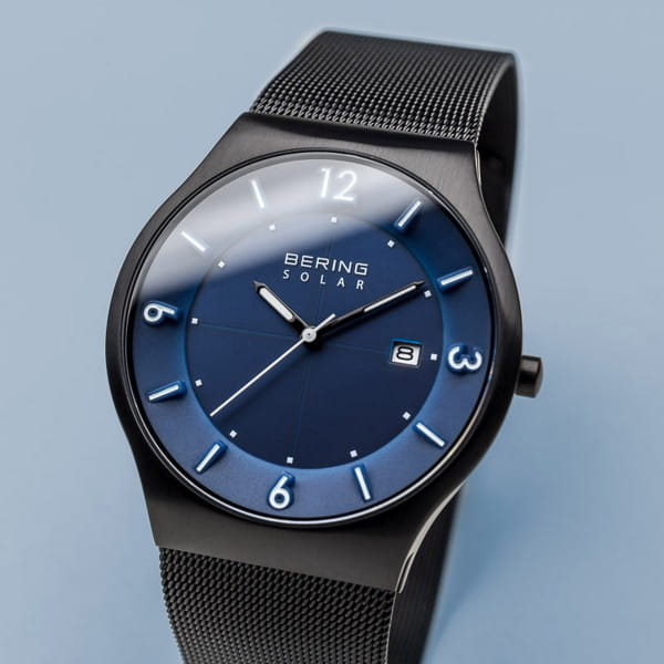 Bering 14440-227 Herrenuhr, Milanaise/Solar, Schwarz Bering 14440-227 Herrenuhr, Milanaise/Solar, Schwarz