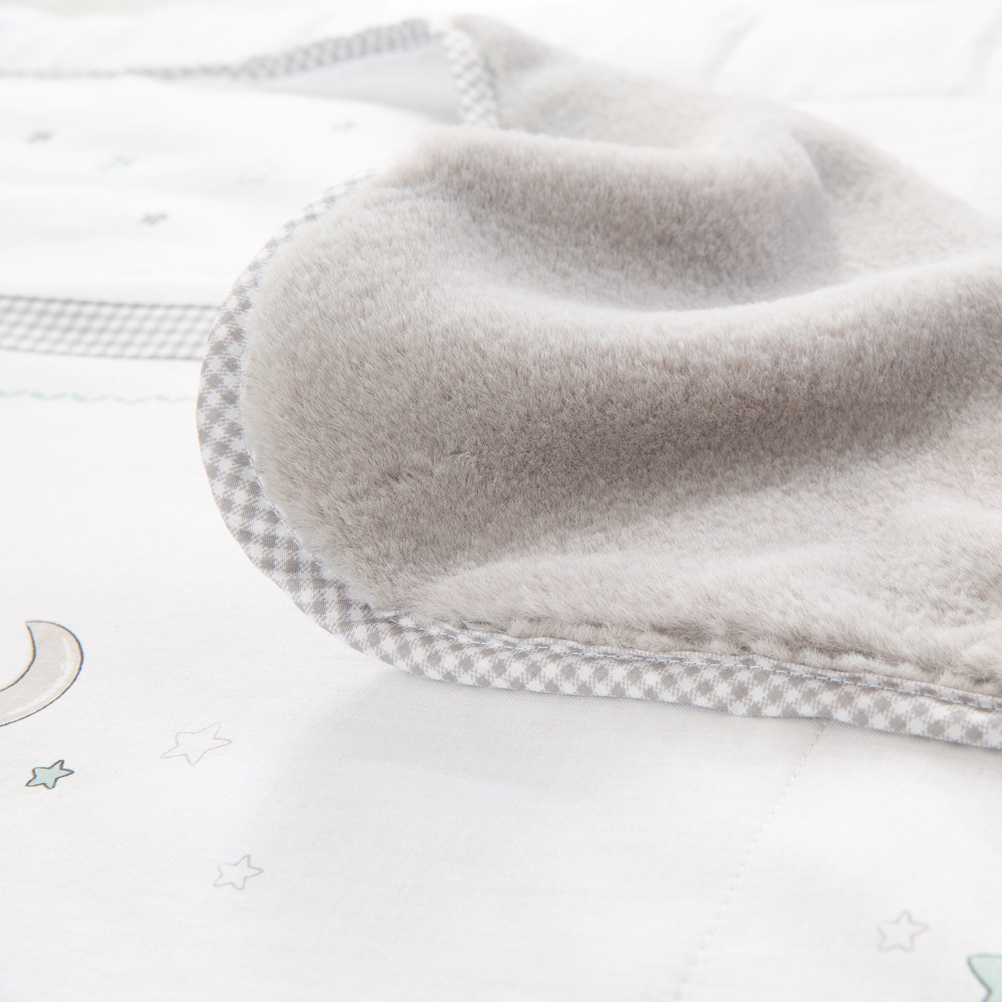 Roba 306100S209 Kuscheldecke Sternenzauber weiß – Heim Textilien - Bild 5 Roba 306100S209 Kuscheldecke Sternenzauber weiß – Heim Textilien - Produktbild 5