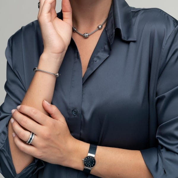 Bering 10126-307 Damenuhr, Milanaise, Blau/Silber