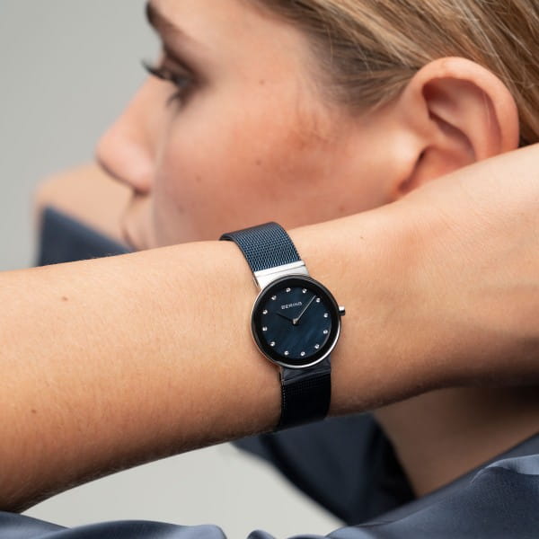 Bering 10126-307 Damenuhr, Milanaise, Blau/Silber