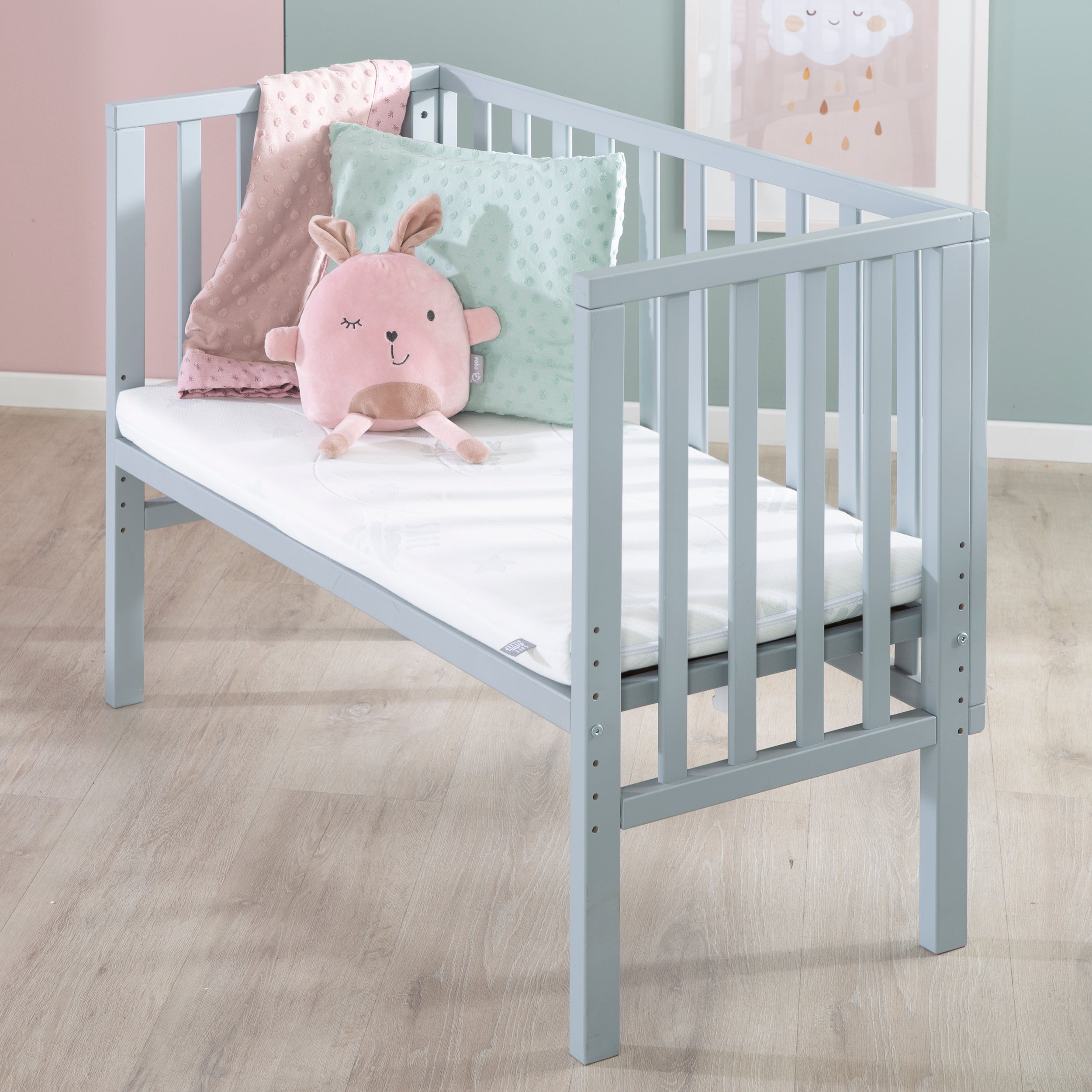 Roba 8970TP1 Beistellbett 2in1 mit Barriere + Matratze taupe – Stubenbetten - Bild 3 Roba 8970TP1 Beistellbett 2in1 mit Barriere + Matratze taupe – Stubenbetten - Produktbild 3