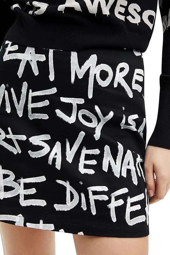 Desigual Damen Rock - Minirock mit grafischem Schrift-Print 22WWFW072000 GR. XS Desigual Damen Rock - Minirock mit grafischem Schrift-Print 22WWFW072000 GR. XS