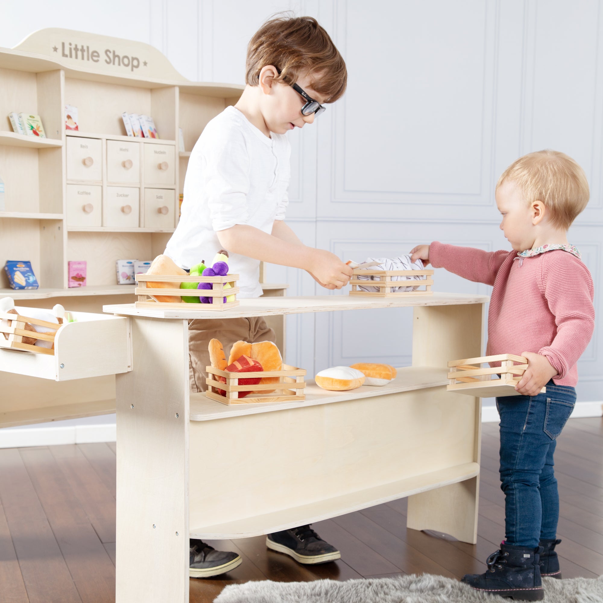 Roba 9286ZU Kaufland Holz natur + Zubehör natur lackiert – Rollenspiel - Bild 2 Roba 9286ZU Kaufland Holz natur + Zubehör natur lackiert – Rollenspiel - Produktbild 2