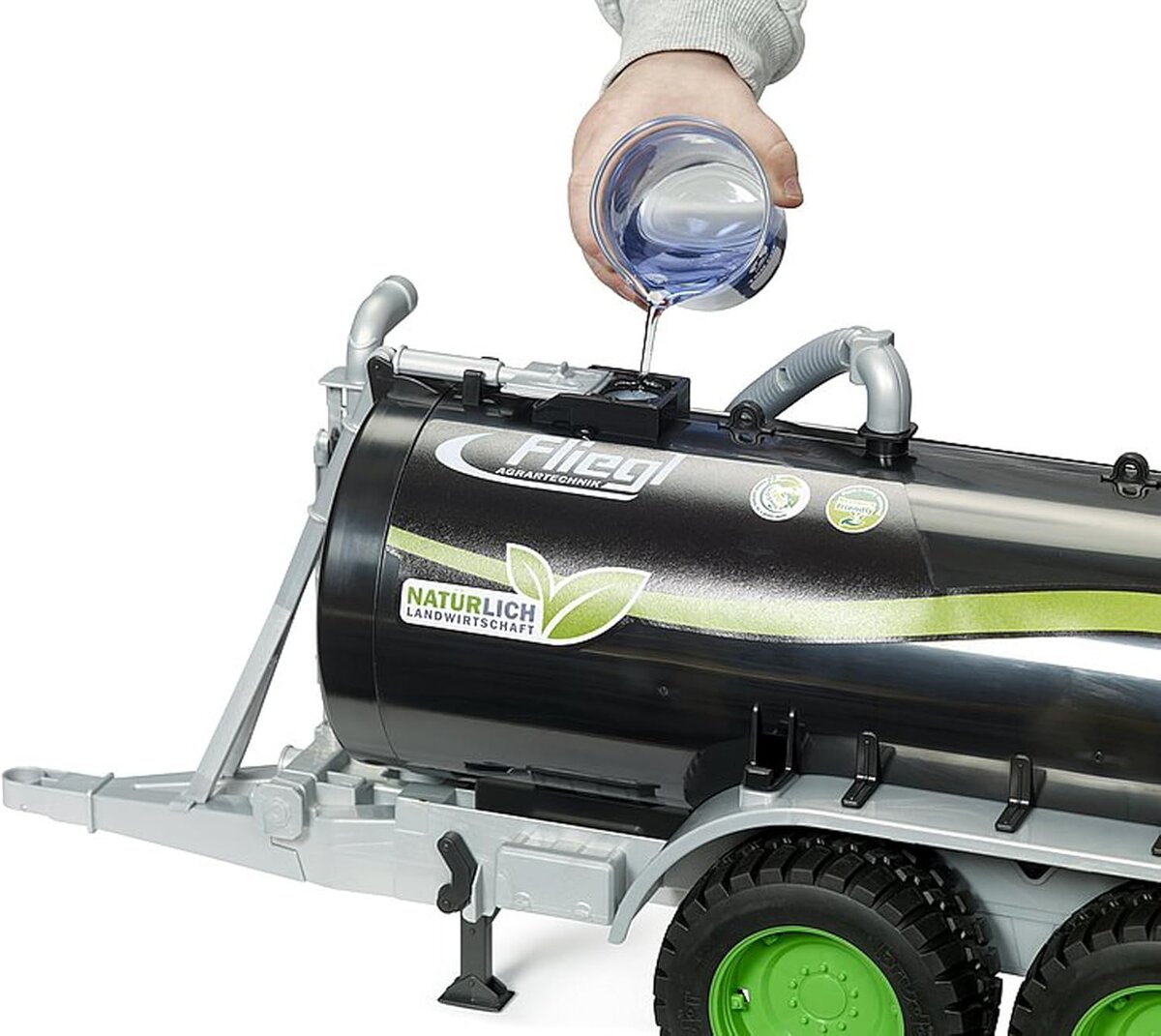 BRUDER 02036 - Fliegl Fassanhänger Jumbo Line Gras, Pflanze, Rasen, Rasenmäher, Werkzeug